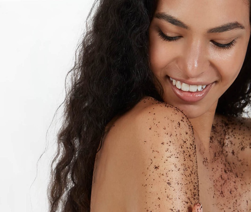 cliomakeup-scrub-corpo-2020-25-frank-body