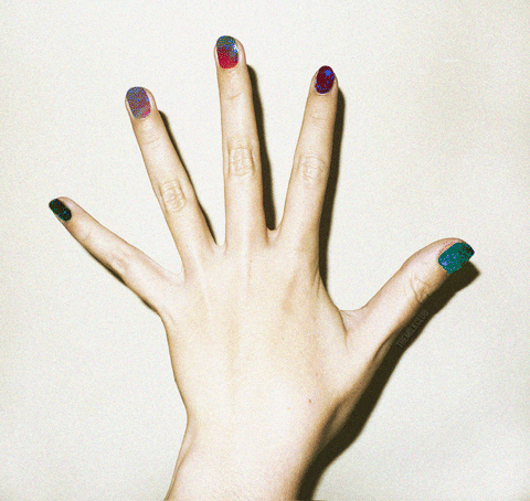 cliomakeup-smalti-kiko-primavera-2020-teamclio-gif-saluti