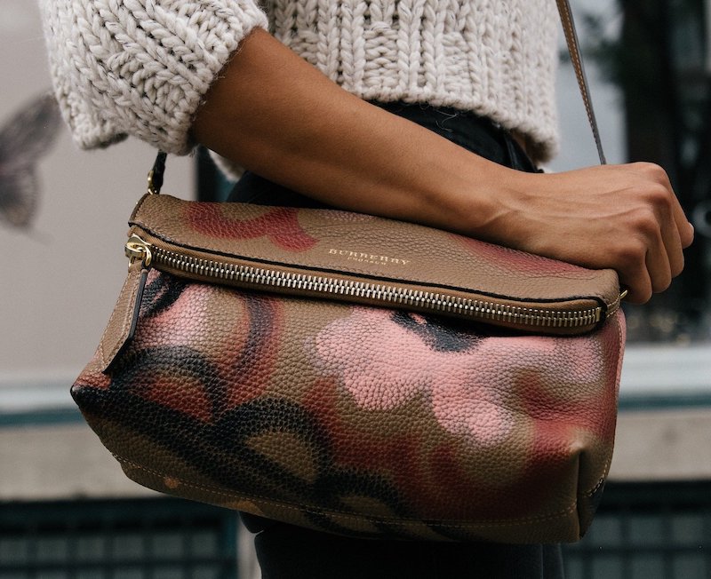 cliomakeup-come-pulire-borsa-di-pelle-da-sola-15