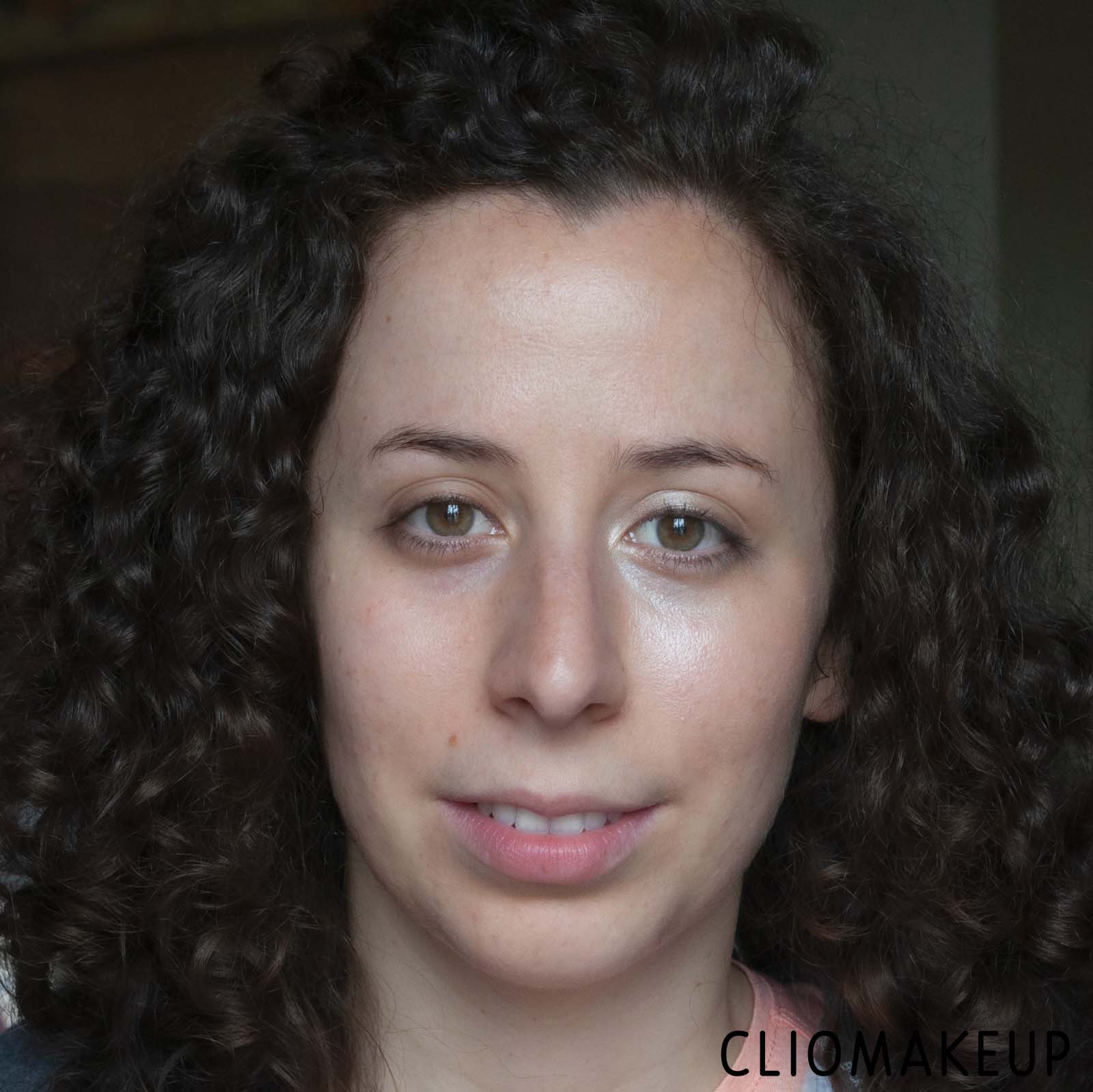 cliomakeup-recensione-correttore-becca-light-shifter-brightening-concealer-10