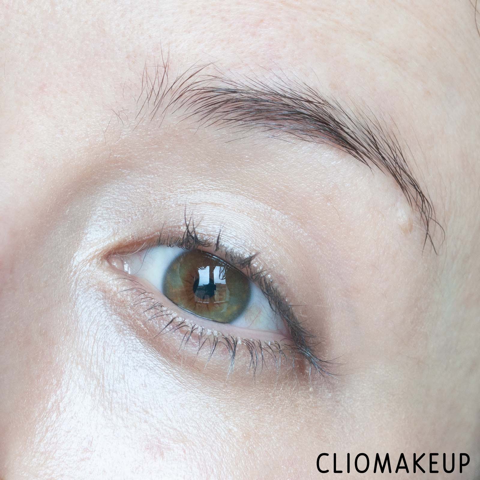 cliomakeup-recensione-correttore-becca-light-shifter-brightening-concealer-12