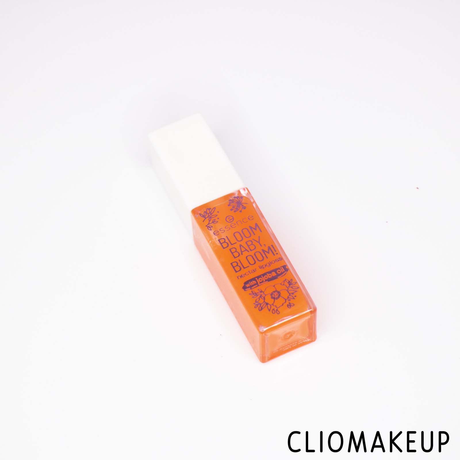 cliomakeup-recensione-gloss-essence-bloom-baby-bloom-lipgloss-2
