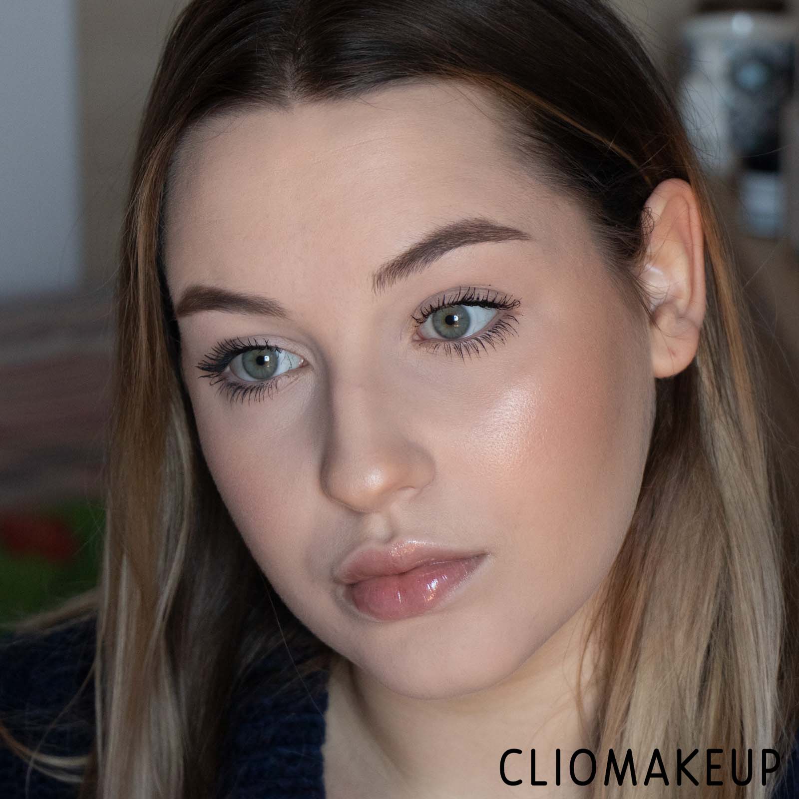 cliomakeup-recensione-primer-too-faced-hangover-replenishing-face-primer-14