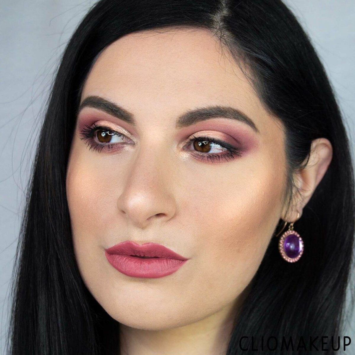 romantic-eyes-look-mena-castaldo-cover