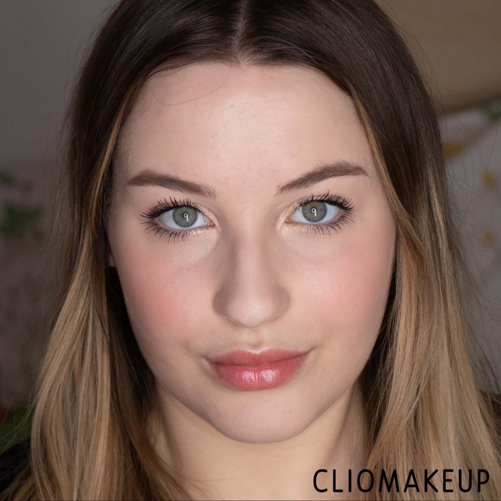 cliomakeup-recensione-blush-kiko-magnetic-attraction-2-in-1-blush-11