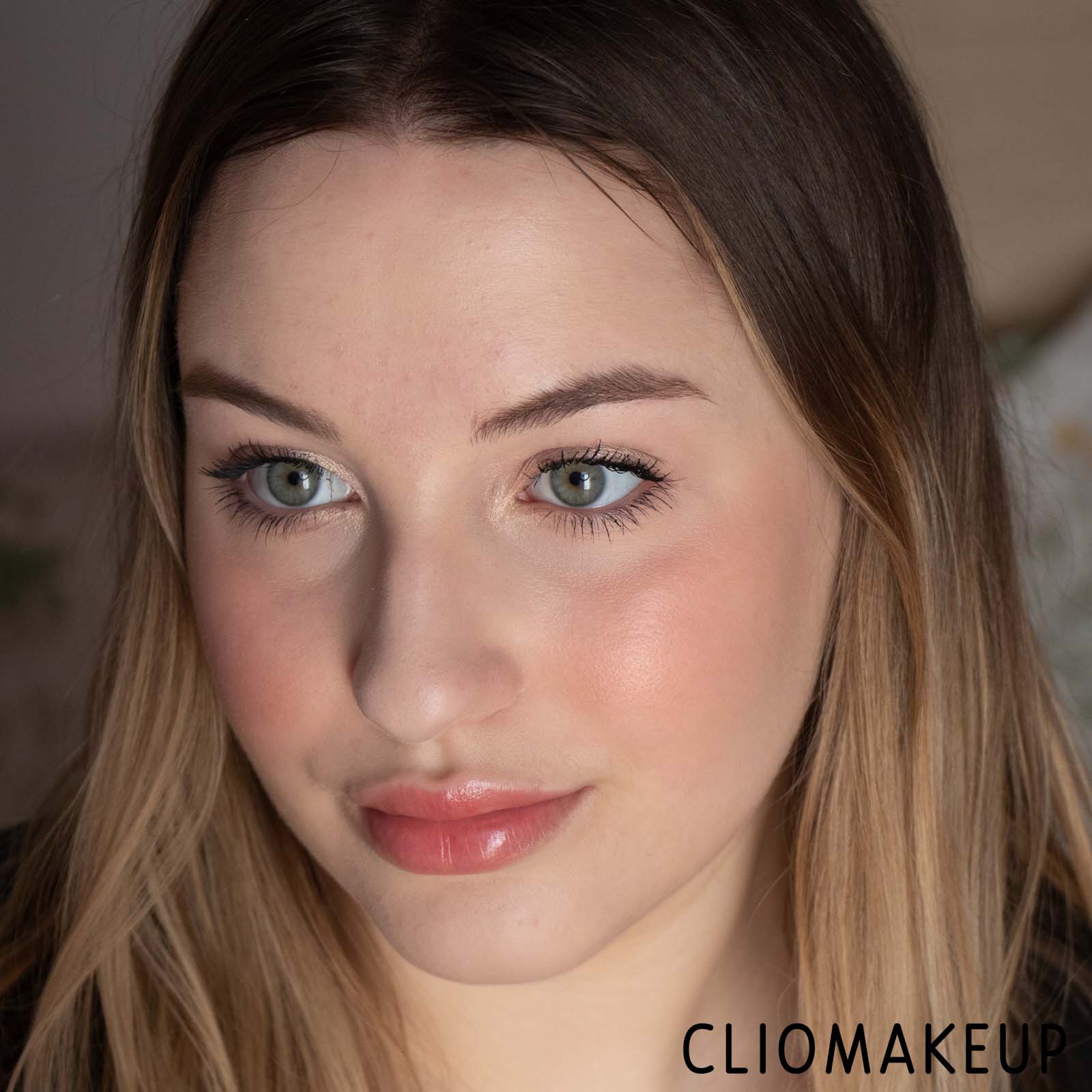 cliomakeup-recensione-blush-kiko-magnetic-attraction-2-in-1-blush-14