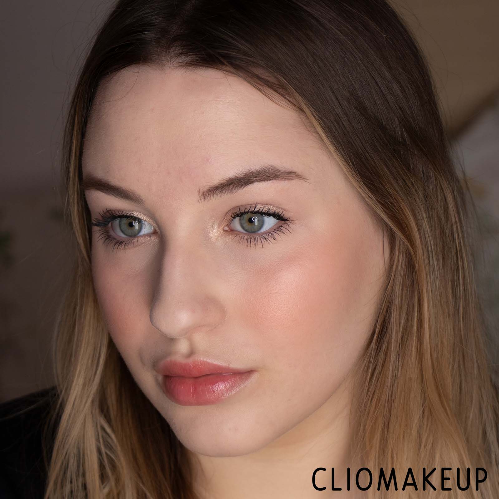 cliomakeup-recensione-blush-kiko-magnetic-attraction-2-in-1-blush-15