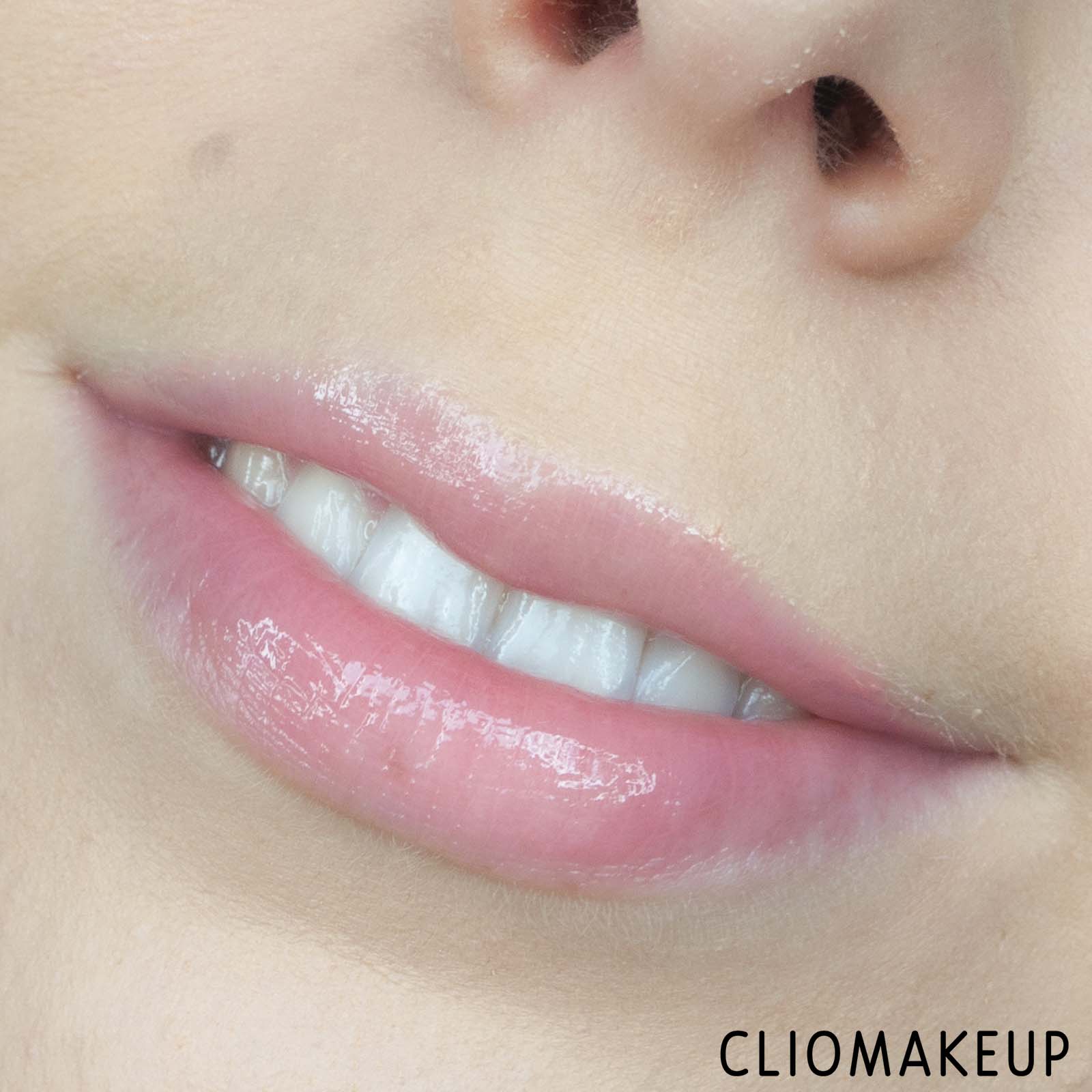 cliomakeup-recensione-gloss-sephora-outrageous-plump-effect-07-pink-pout-13