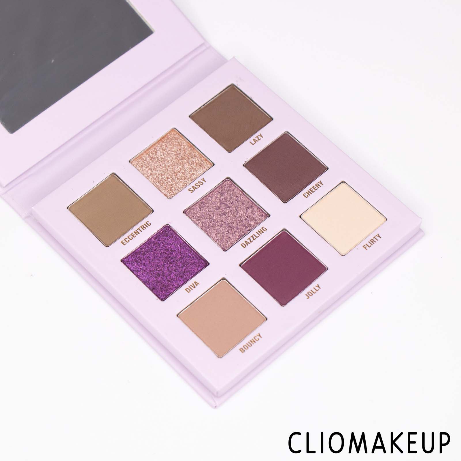 cliomakeup-recensione-palette-catrice-disney-limited-edition-minnie-e-daisy-eyeshadow-palette-5