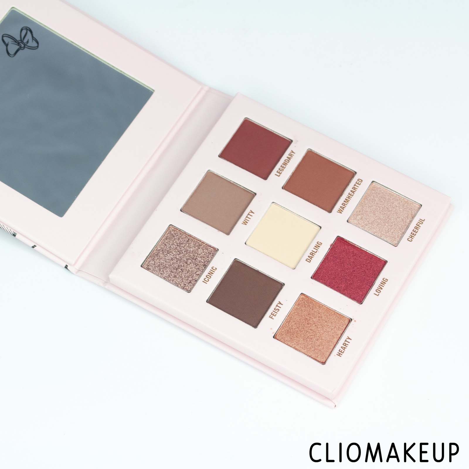 cliomakeup-recensione-palette-catrice-disney-limited-edition-minnie-eyeshadow-palette-4