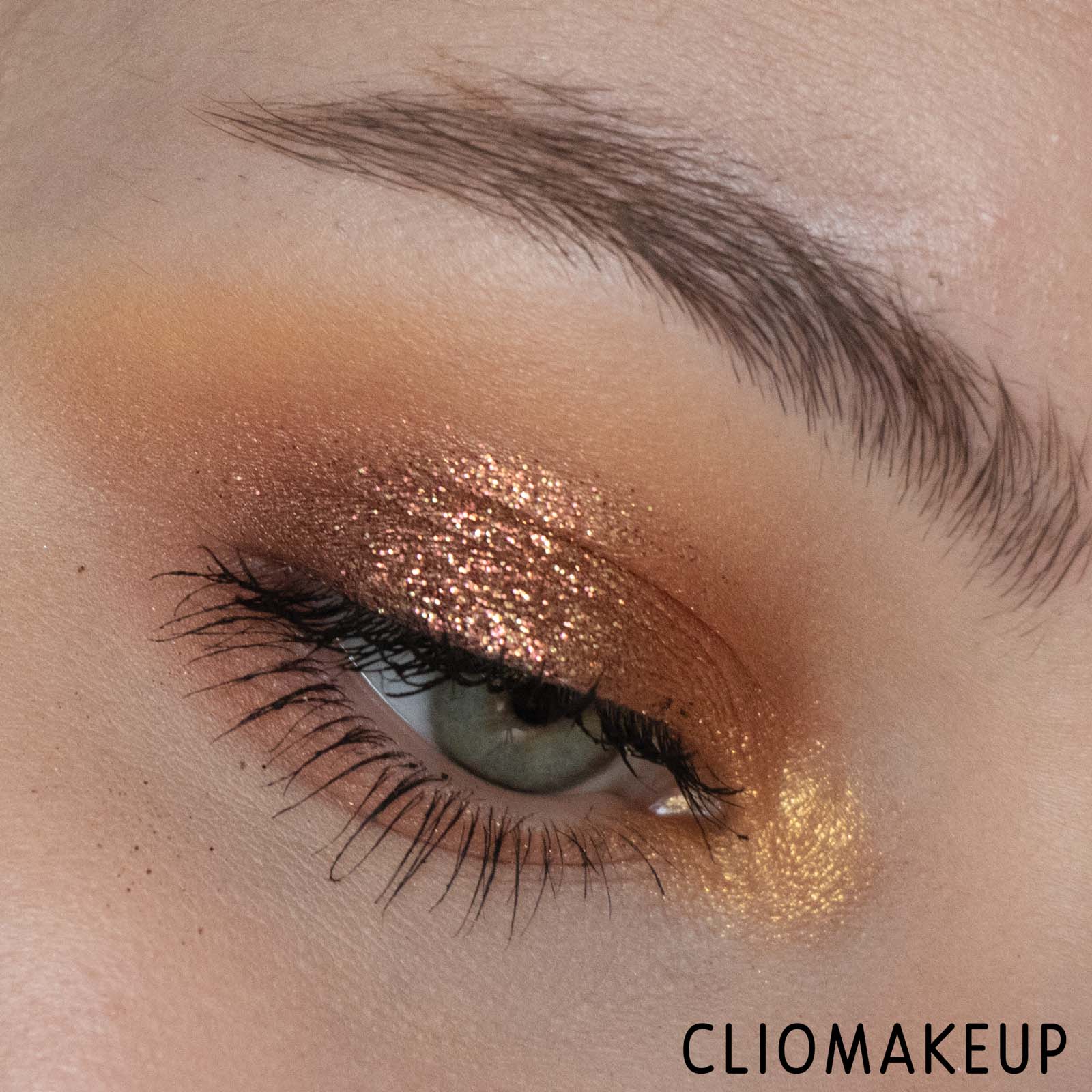 cliomakeup-recensione-palette essence-bronzed-this-way!-eyeshadow-palette-10
