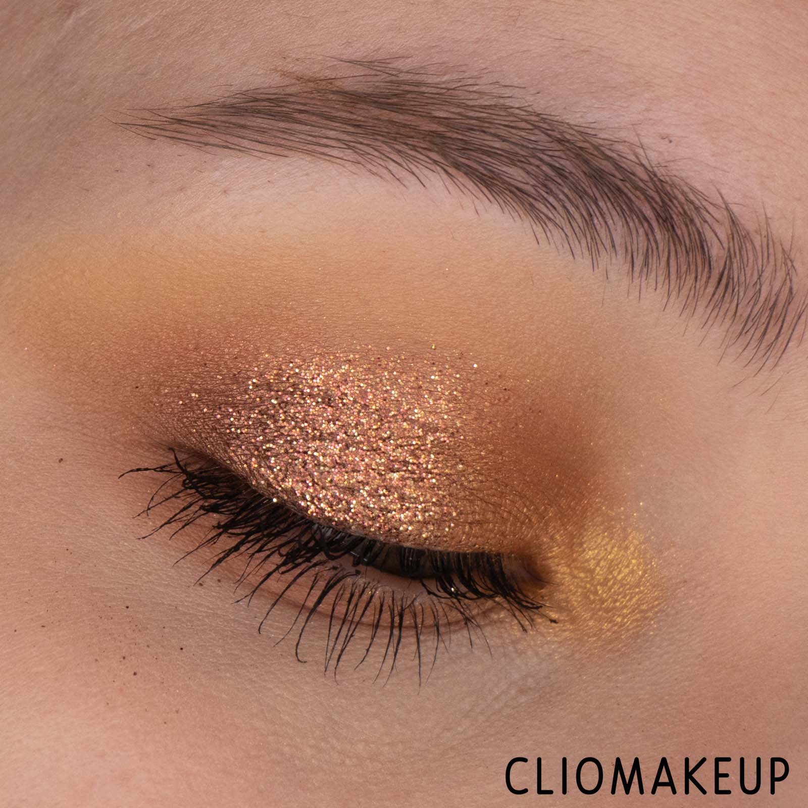 cliomakeup-recensione-palette essence-bronzed-this-way!-eyeshadow-palette-12