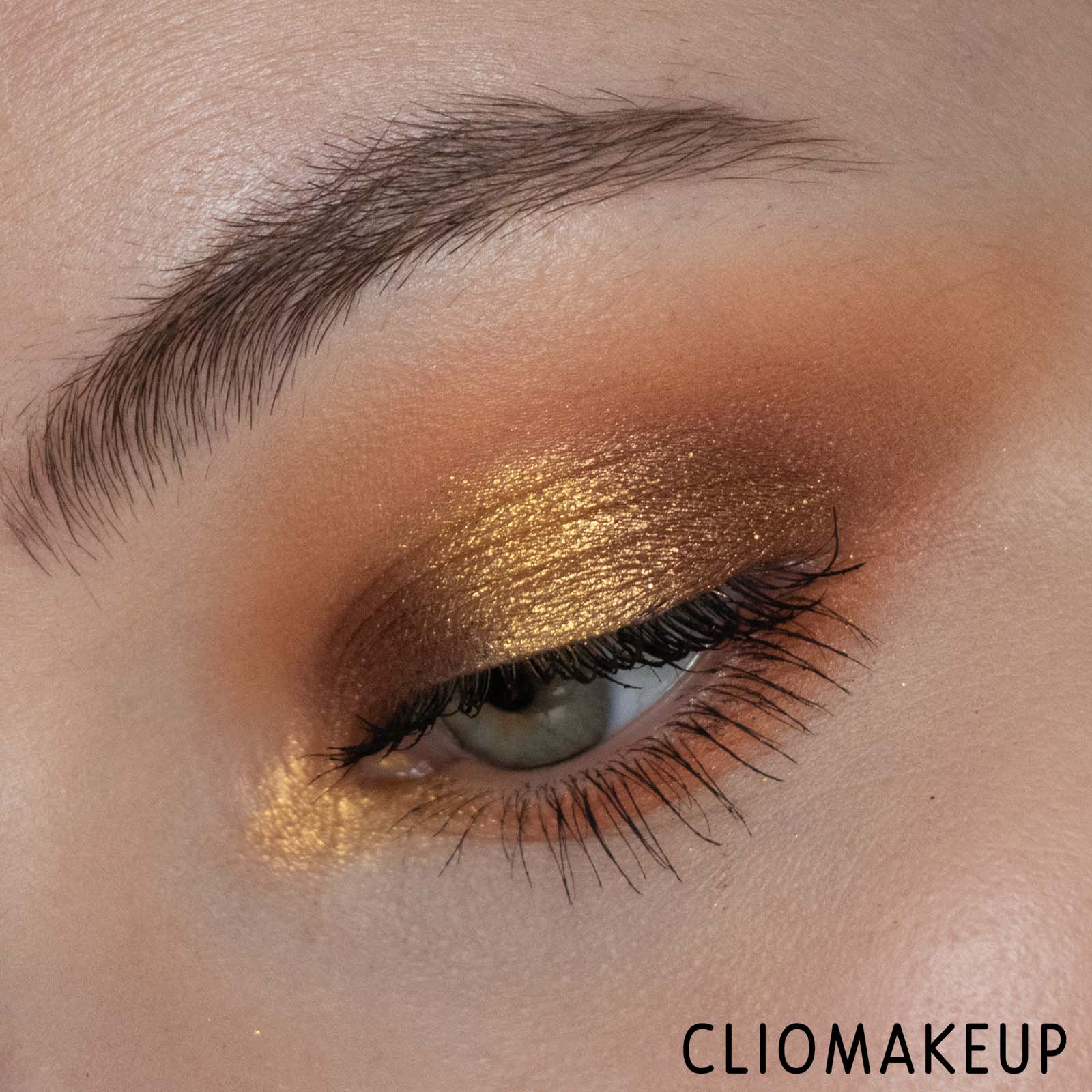 cliomakeup-recensione-palette essence-bronzed-this-way!-eyeshadow-palette-13
