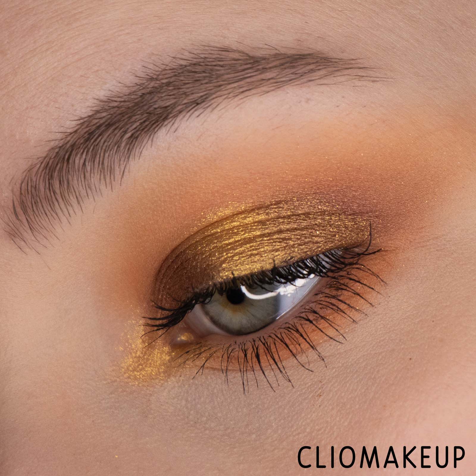 cliomakeup-recensione-palette essence-bronzed-this-way!-eyeshadow-palette-14