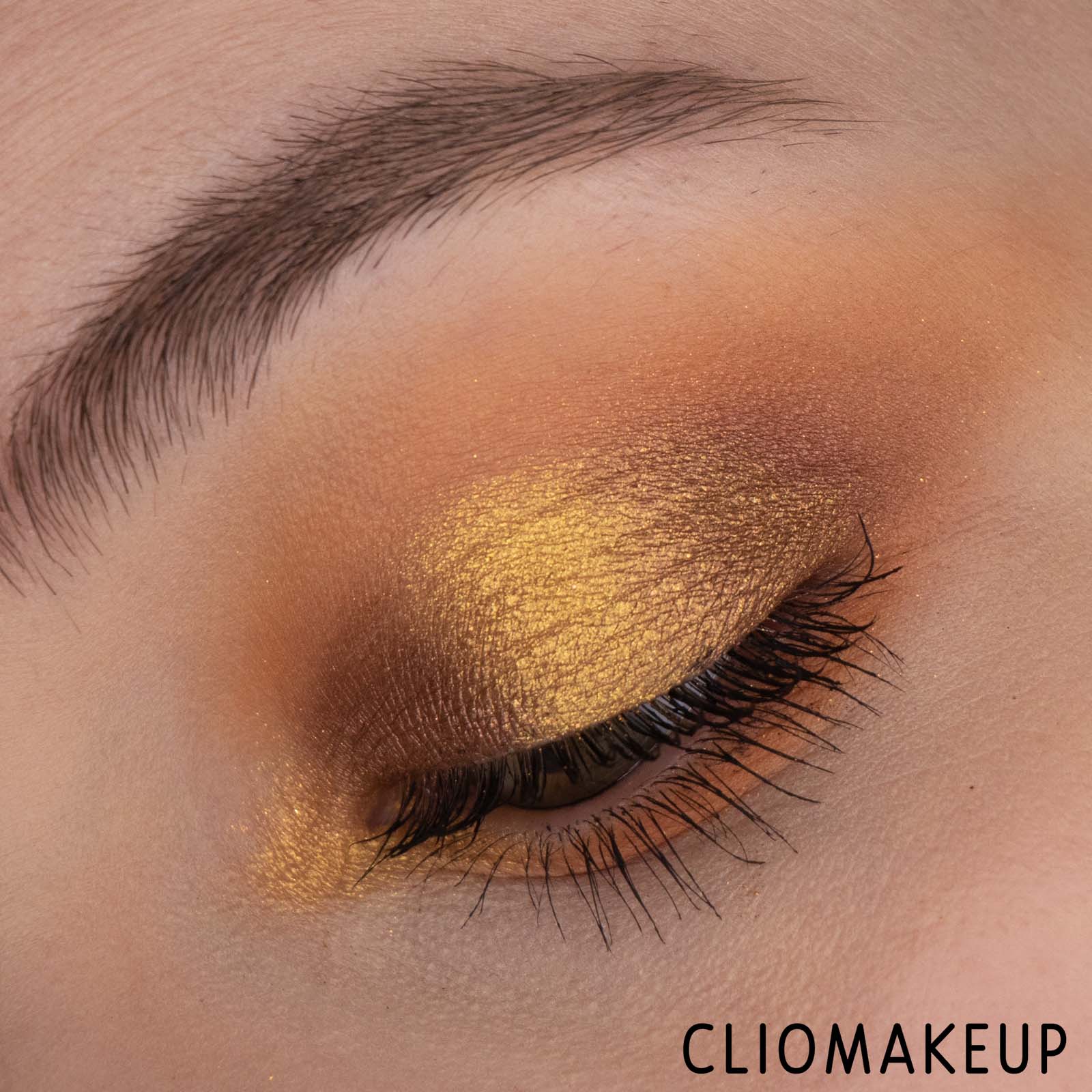cliomakeup-recensione-palette essence-bronzed-this-way!-eyeshadow-palette-15