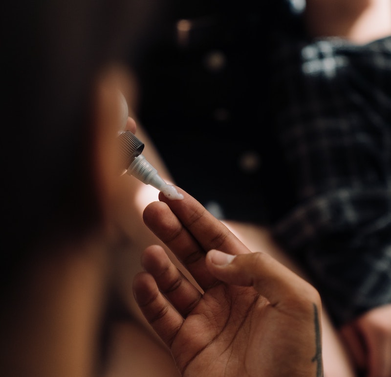 cliomakeup-talloni-screpolati-teamclio-vaselina