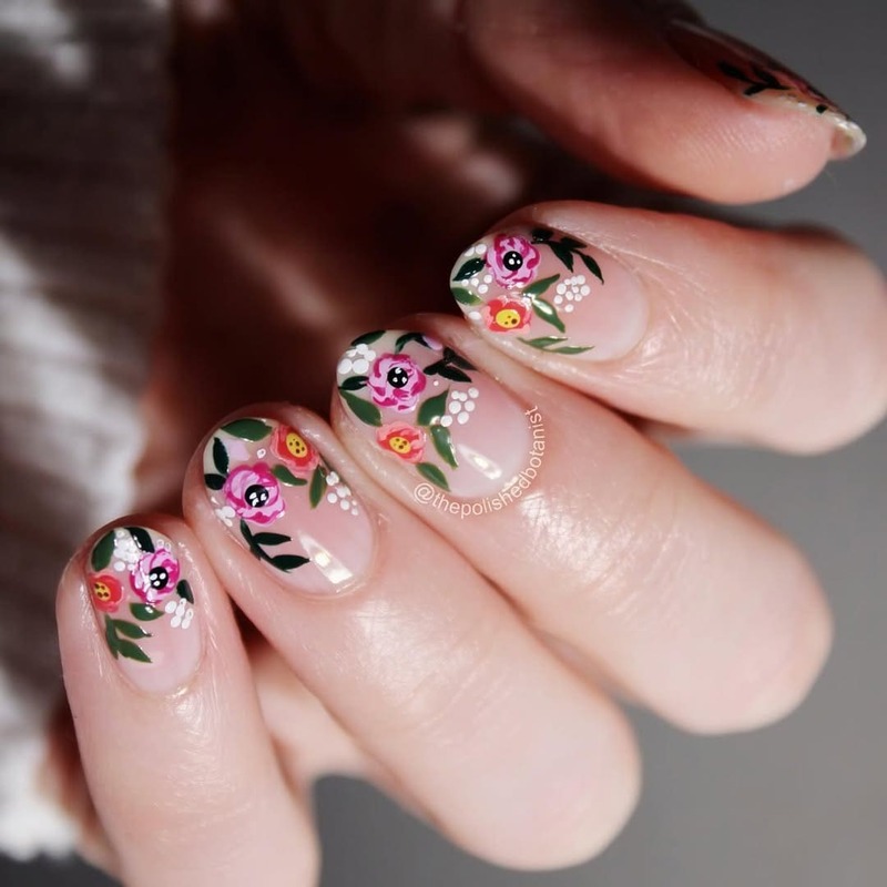 unghie-festa-della-mamma-manicure-fiori