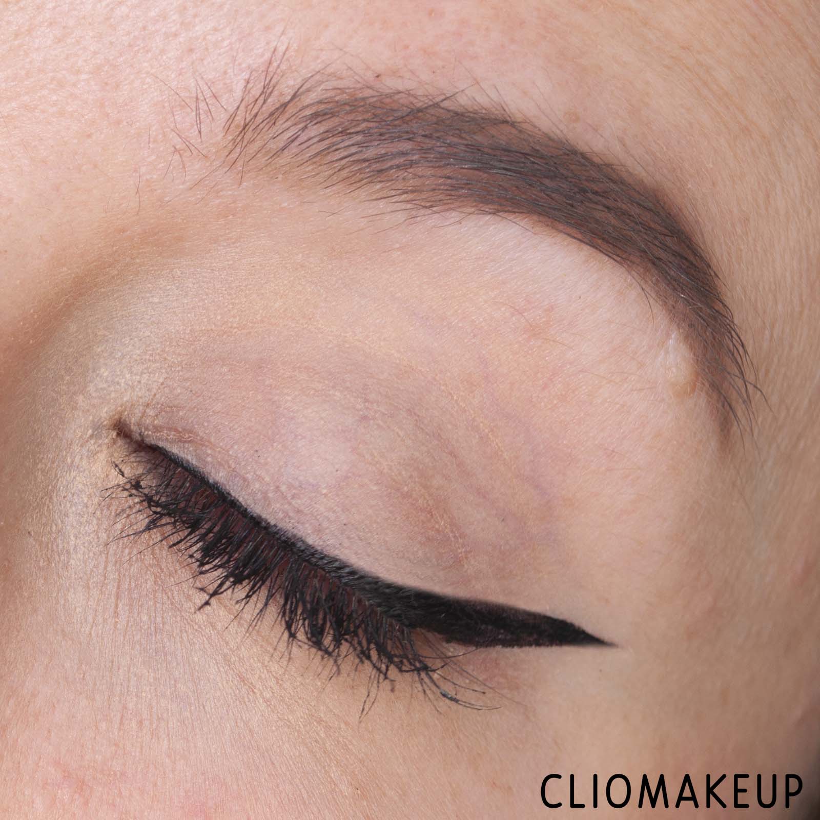 cliomakeup-recensione-eyeliner-astra-subliminal-16h-pro-liner-13