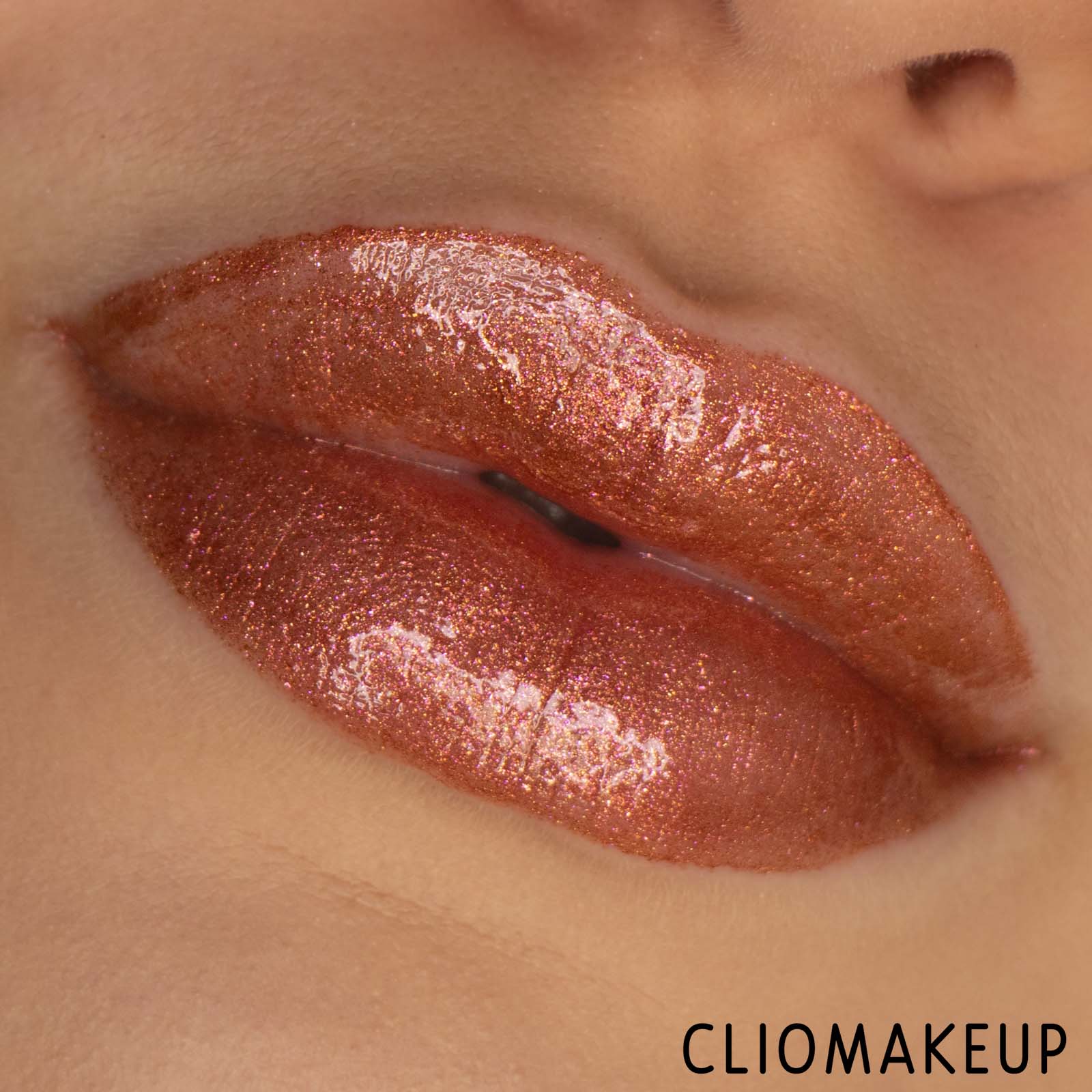 cliomakeup-recensione-gloss-pat-mcgrath-labs-opulust-gloss-lipgloss-13