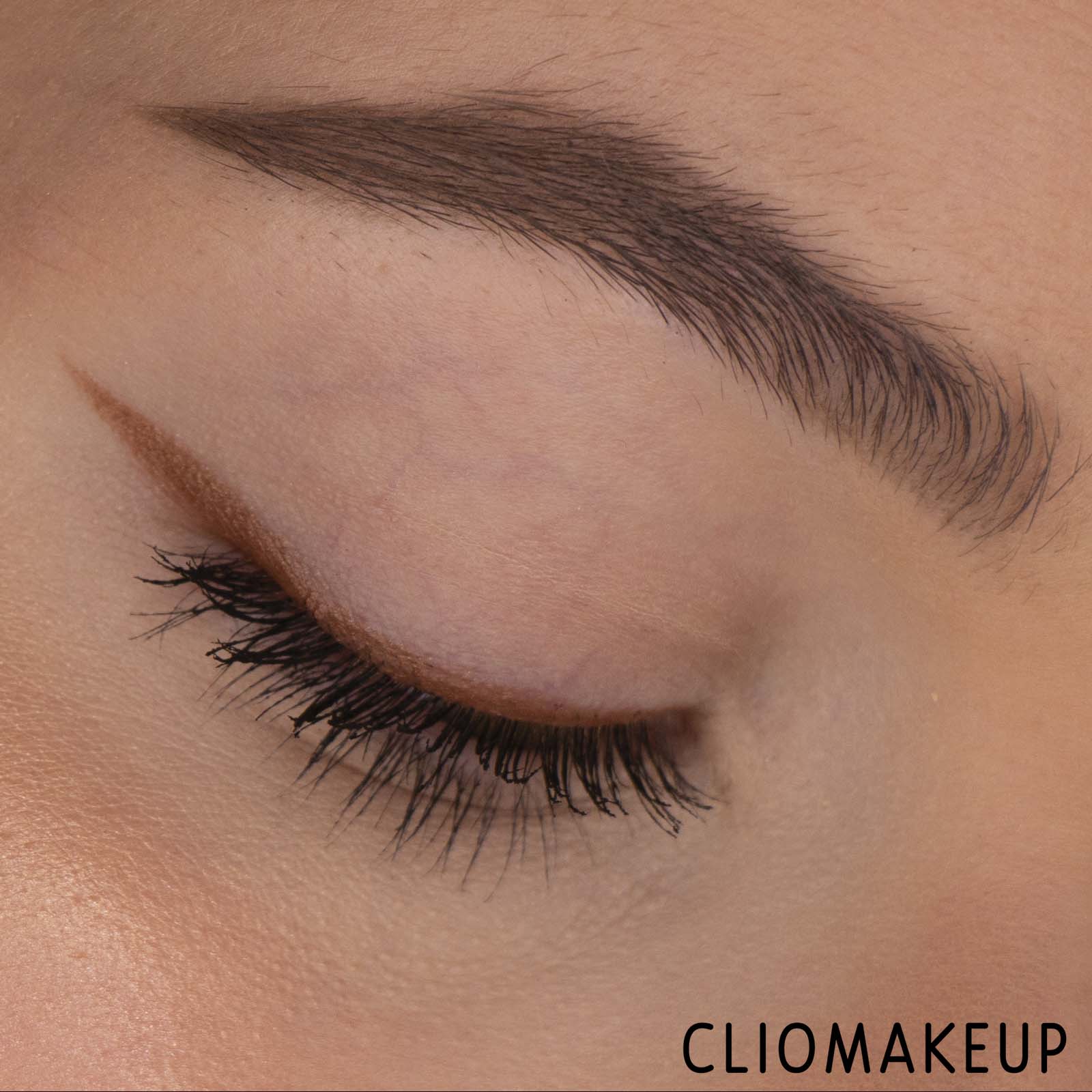 cliomakeup-recensione-matitone-ombretto-astra-jumbo-eyeshadow-matitone-occhi-15