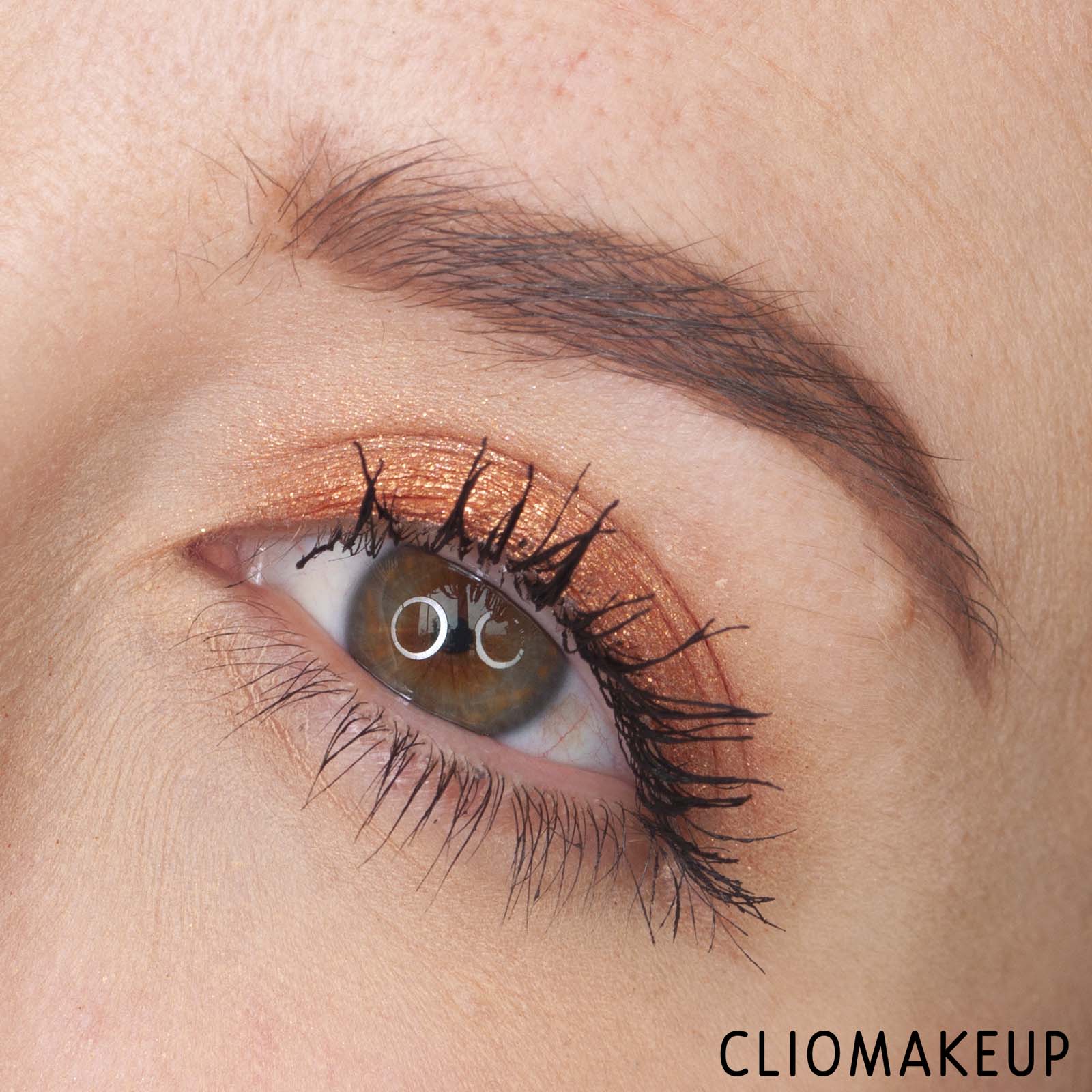 cliomakeup-recensione-ombretto-pupa-summer-escape-metal-shadow-9