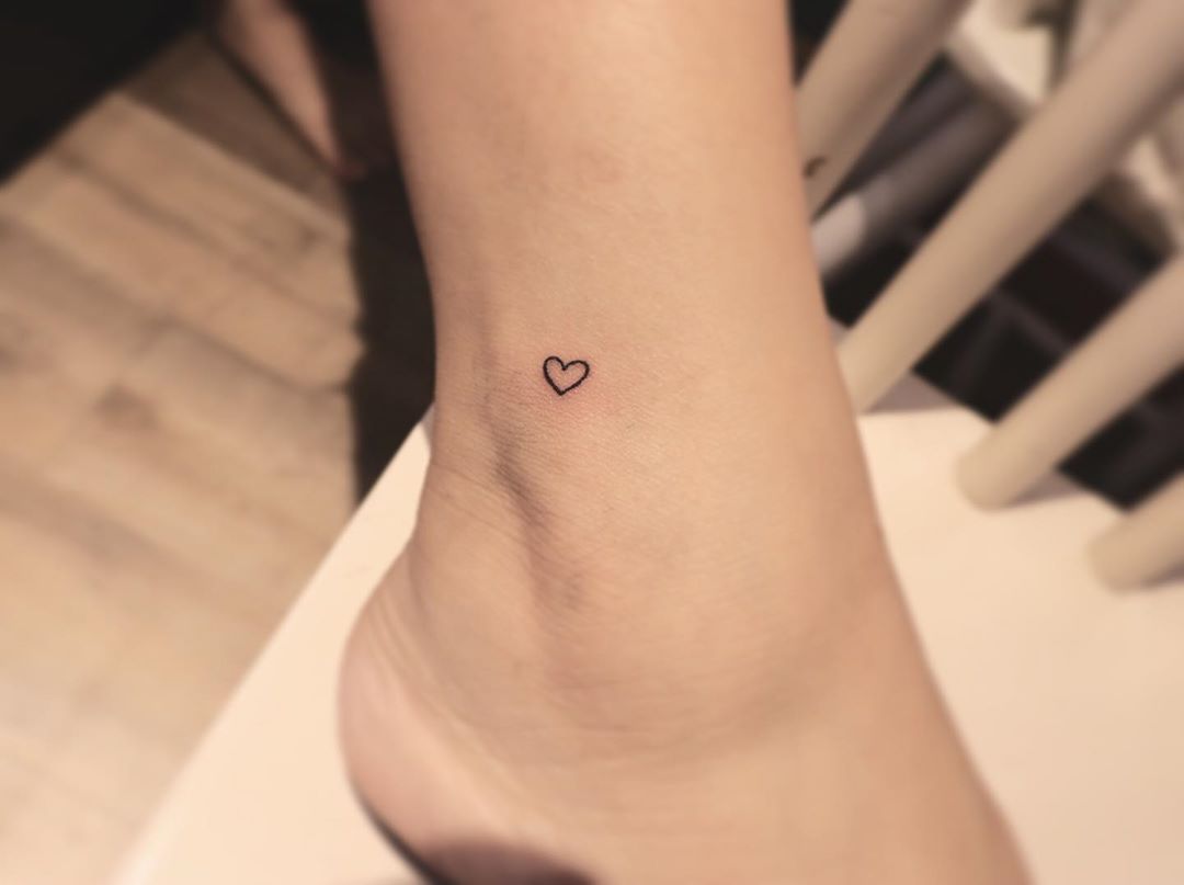 cliomakeup-tatuaggi-femminili-8-caviglia