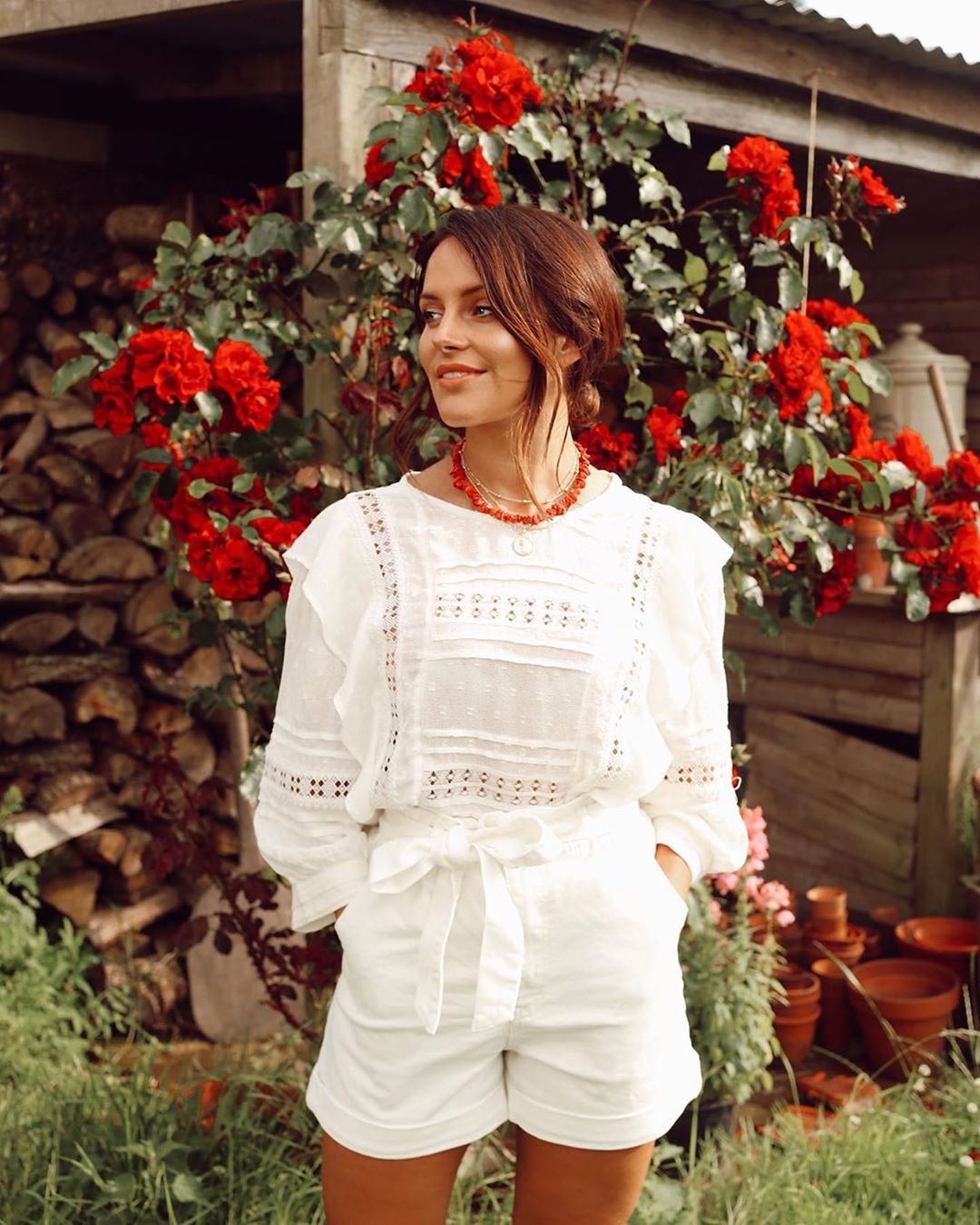 Cliomakeup-look-estivi-2020-19-hm-look-bianco