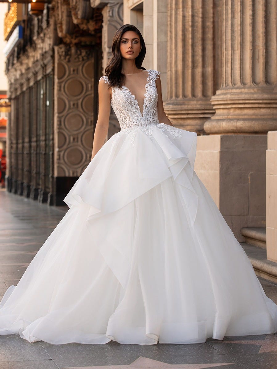cliomakeup-abiti-da-sposa-2020-7-pronovias