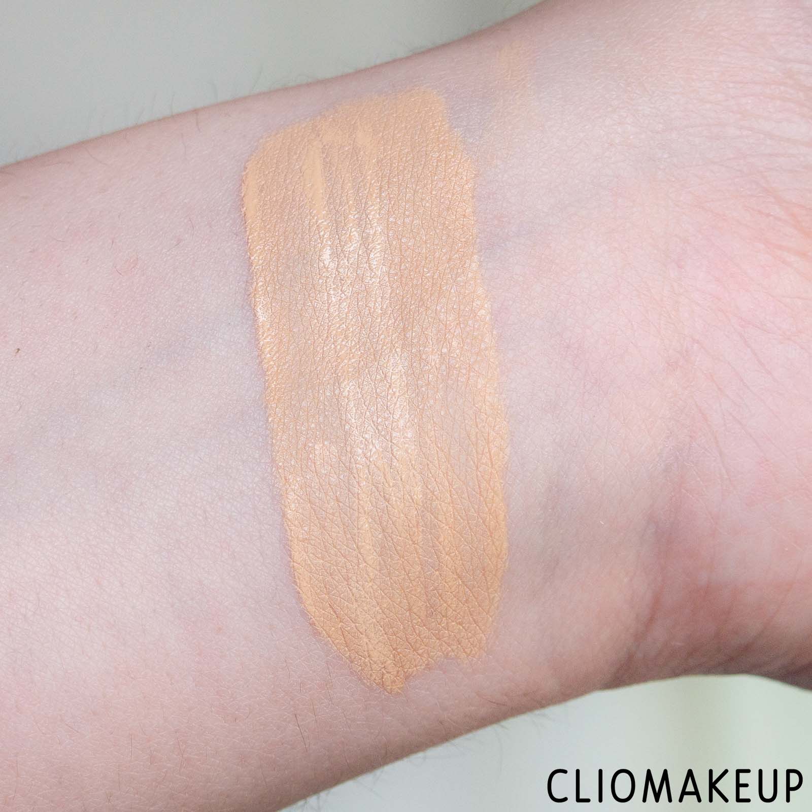 cliomakeup-recensione-correttore-wycon-one-more-time-liquid-concealer-6