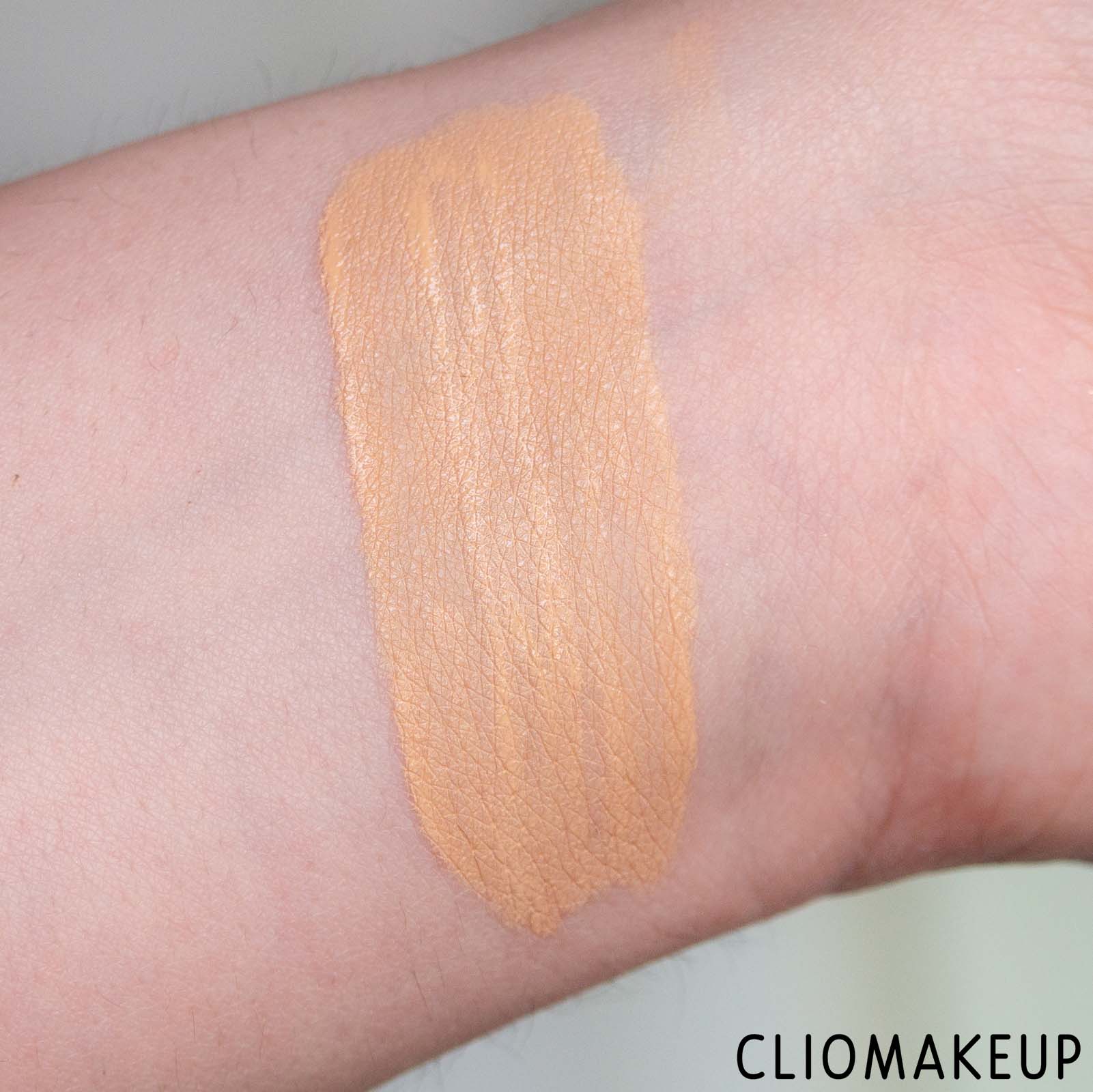 cliomakeup-recensione-correttore-wycon-one-more-time-liquid-concealer-7