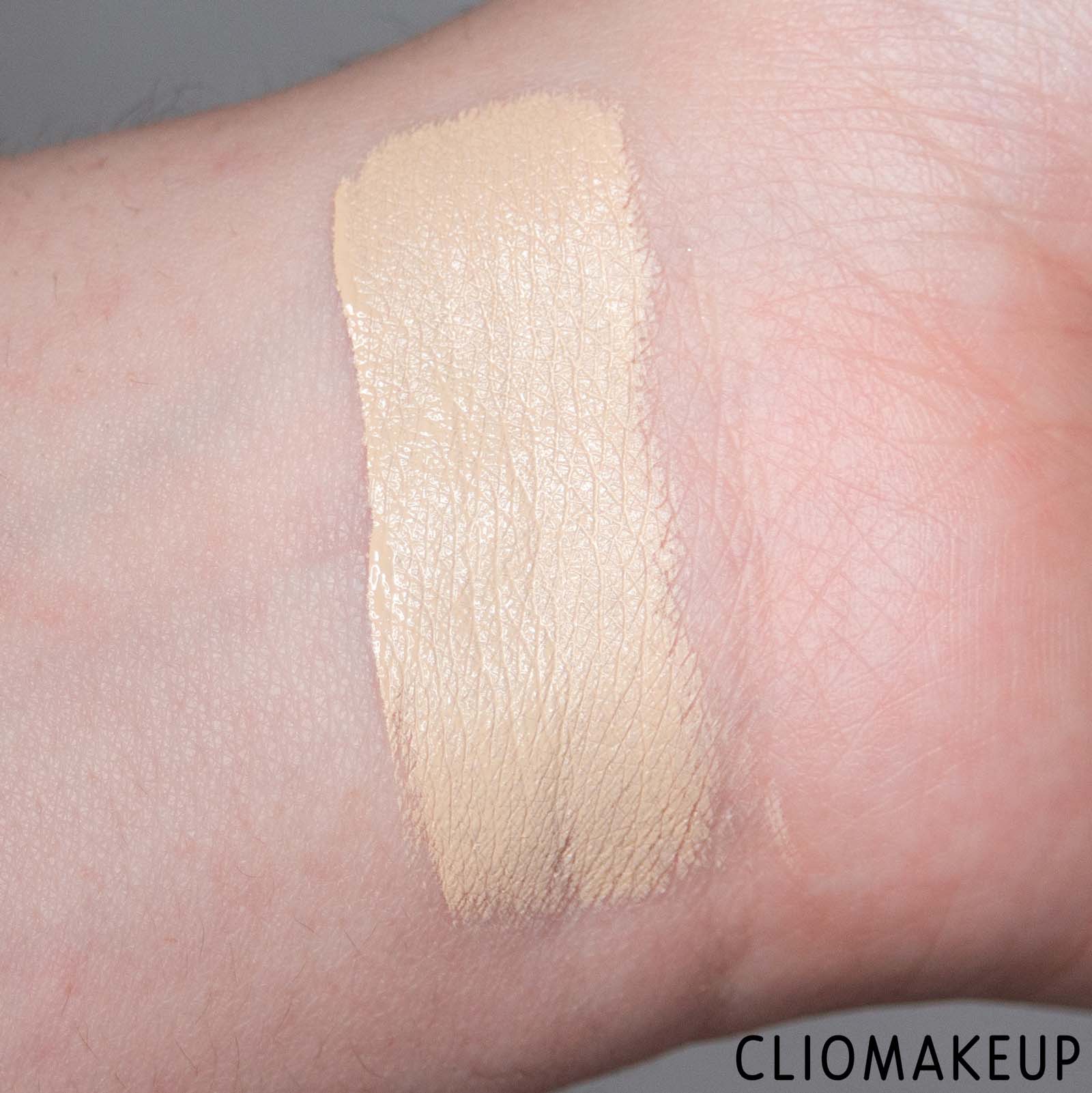 cliomakeup-recensione-correttore-xx-revolution-concealxx-super-fixx-concealer-6