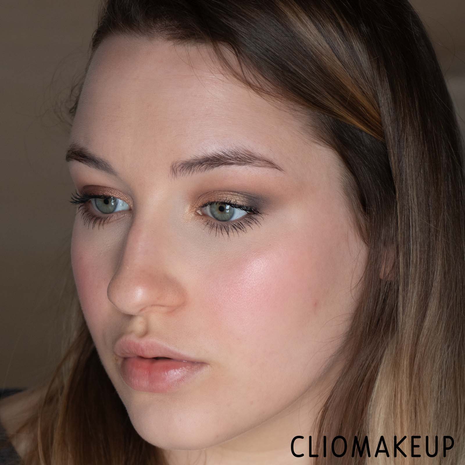 cliomakeup-recensione-illuminante-wycon-blazing-dots-tech-light-highlighter-10