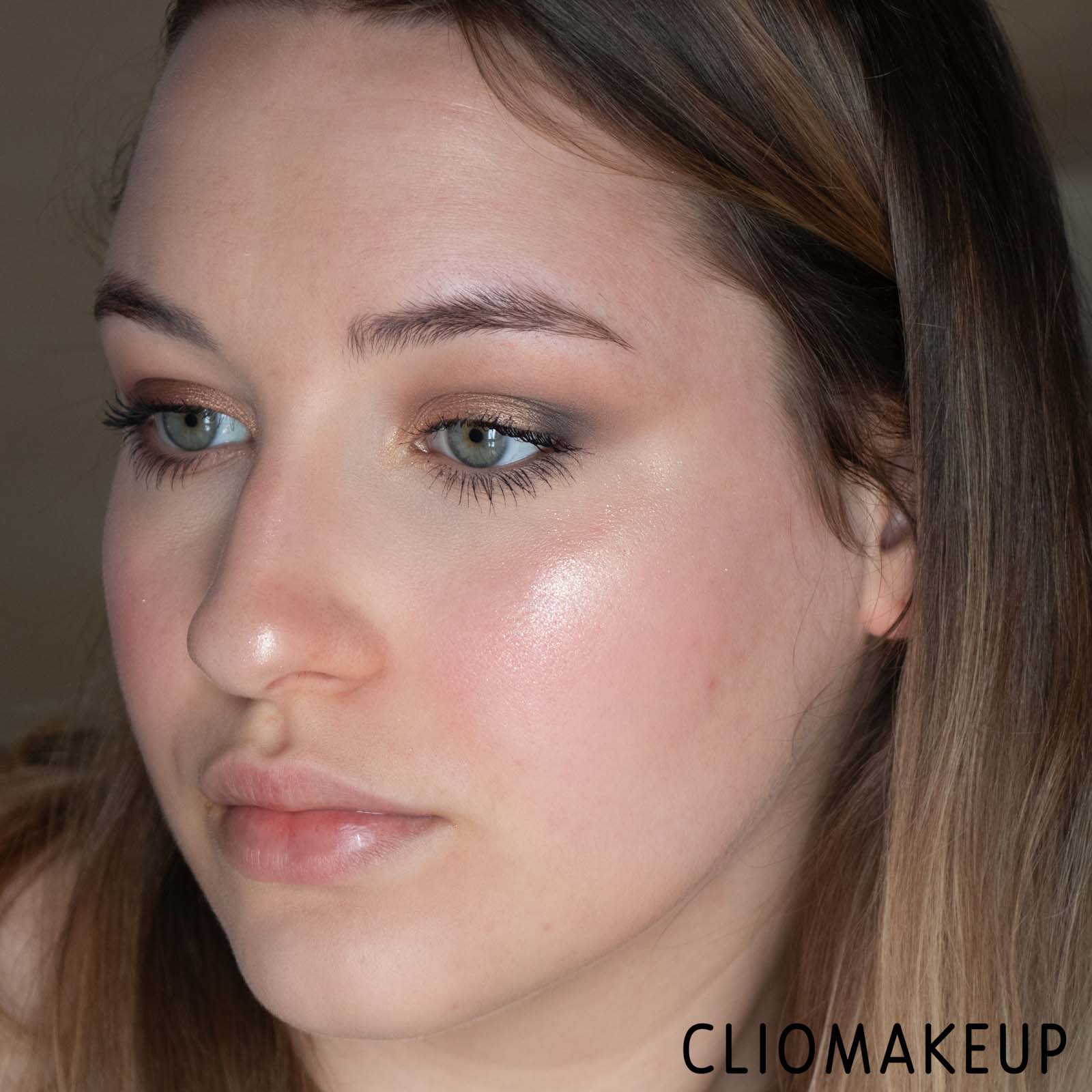 cliomakeup-recensione-illuminante-wycon-blazing-dots-tech-light-highlighter-12