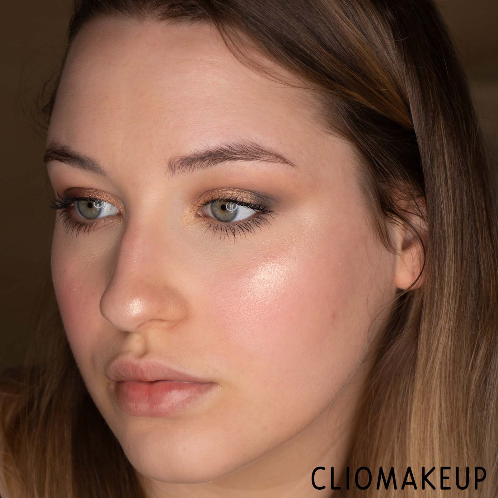 cliomakeup-recensione-illuminante-wycon-blazing-dots-tech-light-highlighter-13