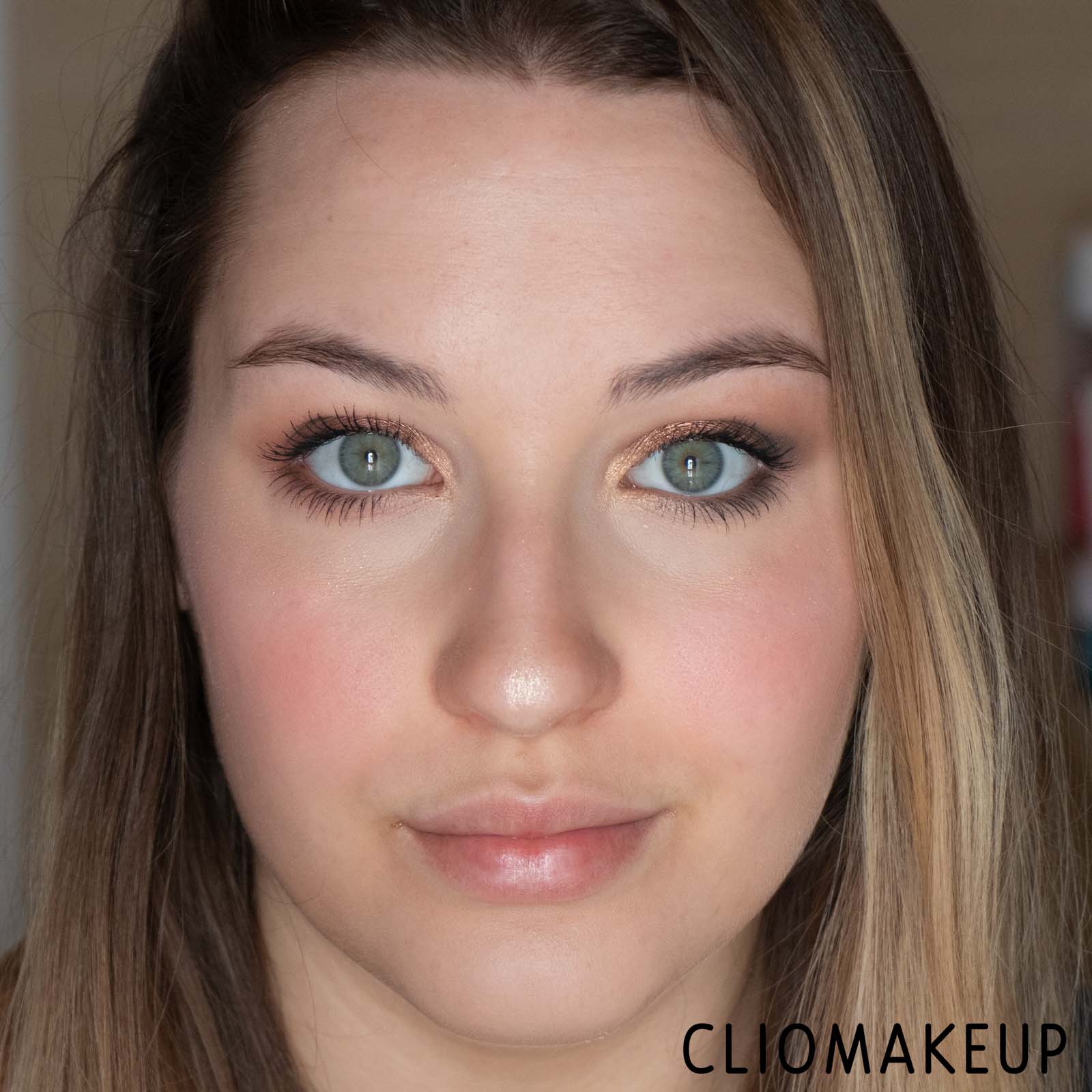 cliomakeup-recensione-illuminante-wycon-blazing-dots-tech-light-highlighter-14