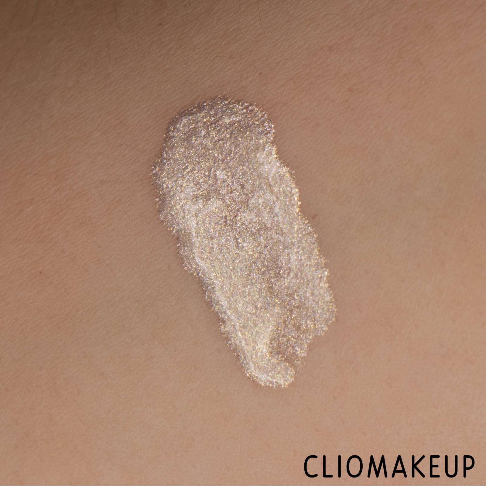 cliomakeup-recensione-illuminante-wycon-blazing-dots-tech-light-highlighter-7