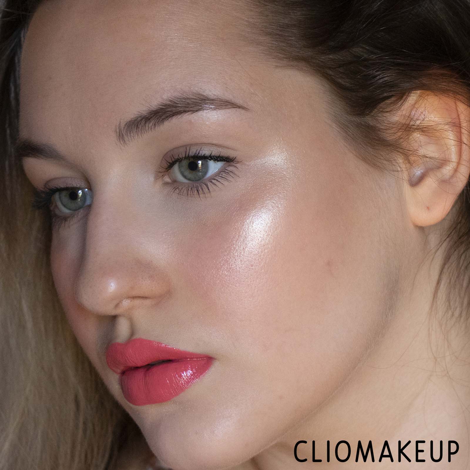 cliomakeup-recensione-illuminanti-pups-sun-glow-liquid-highlighter-10