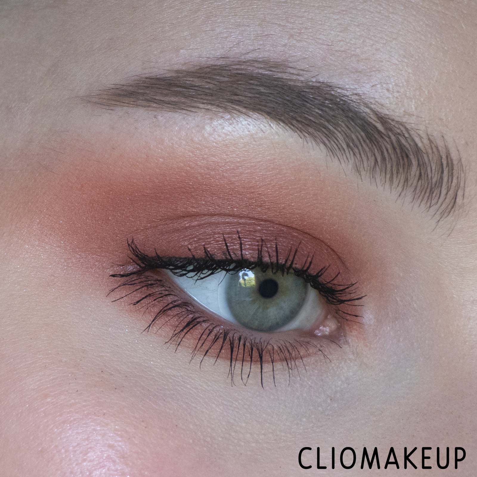 cliomakeup-recensione-ombretto-pupa-summer-escape-intense-shadow-10
