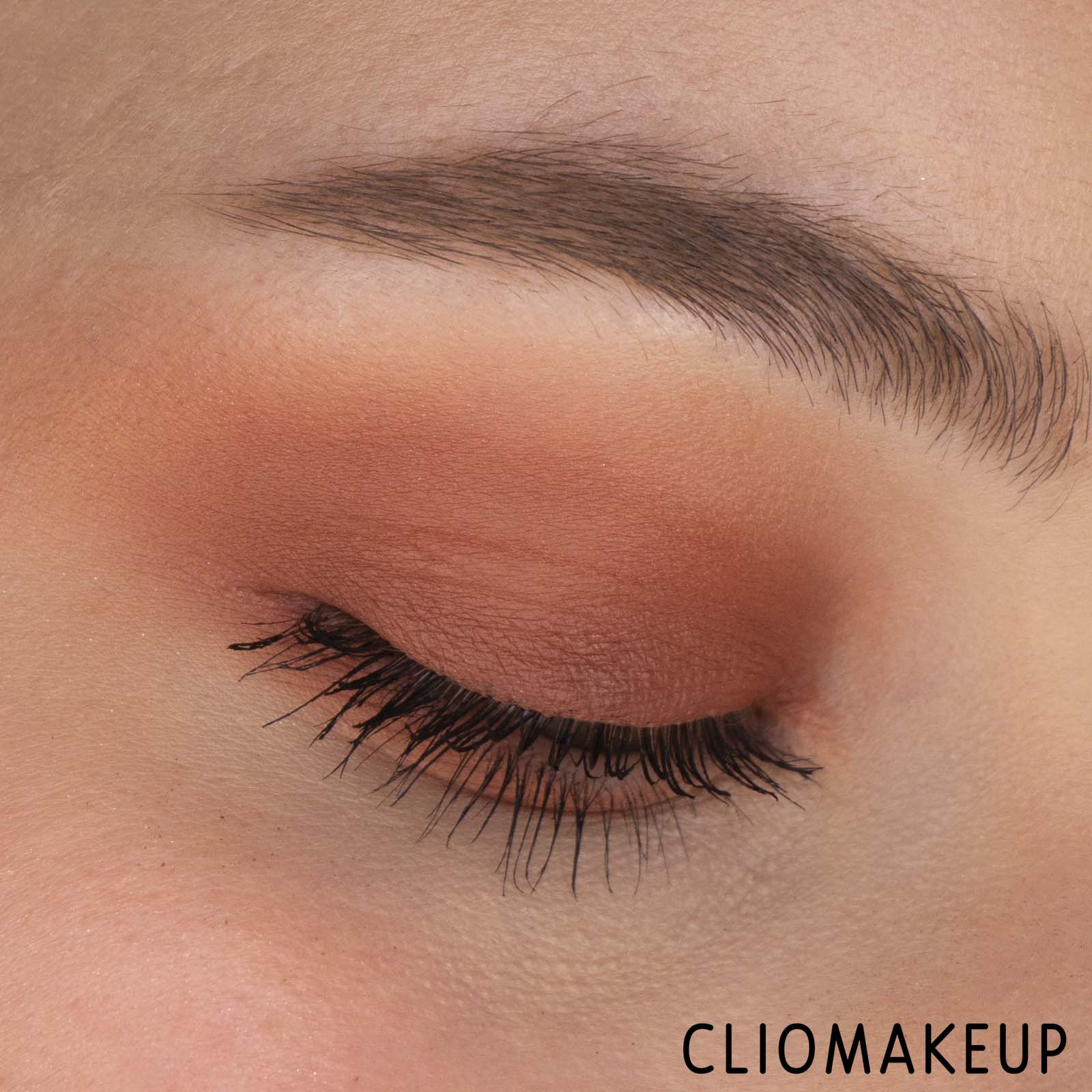 cliomakeup-recensione-ombretto-pupa-summer-escape-intense-shadow-12