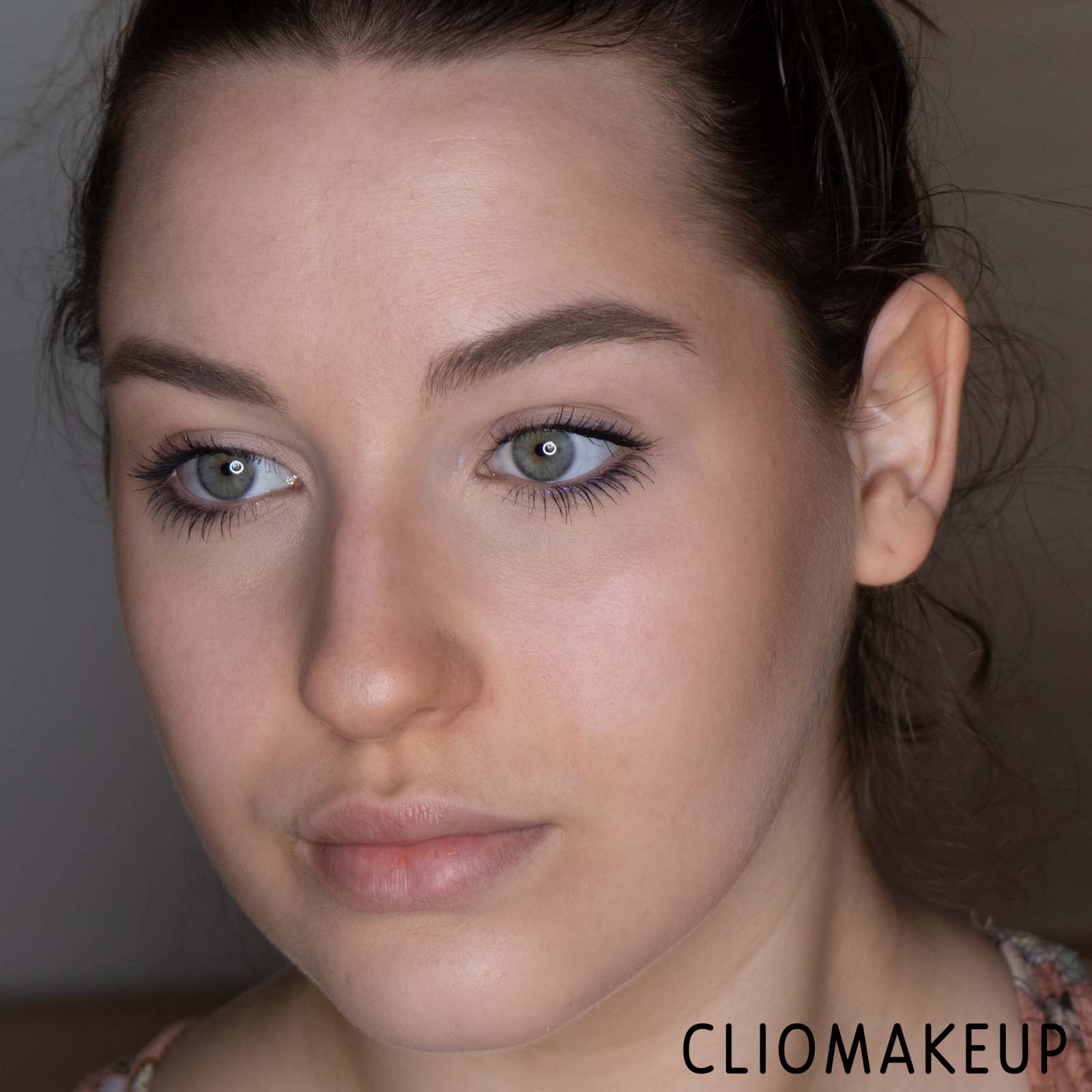 cliomakeup-recensione-palette-catrice-luminice-highlight-e-blush-glow-palette-9