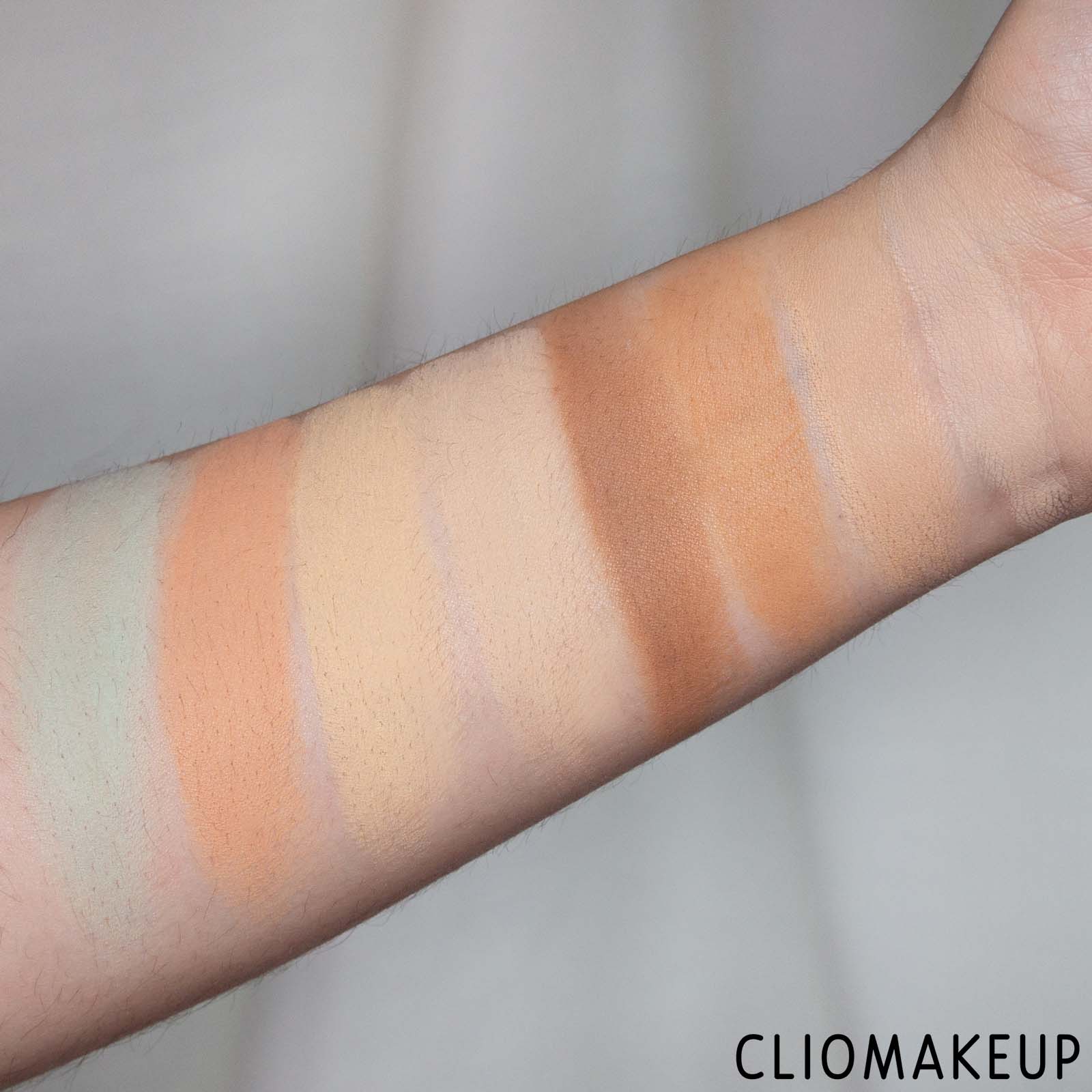 cliomakeup-recensione-palette-correttori-essence-camouflage-concealer-palette-8