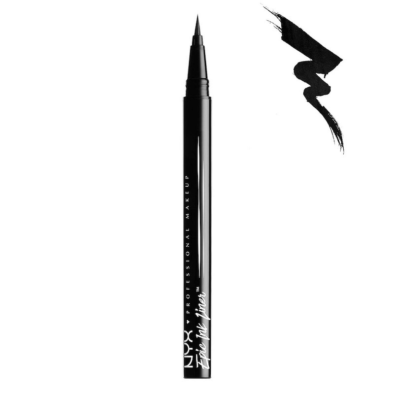 cliomakeup-errori-trucco-estate-teamclio-eyeliner-waterproof