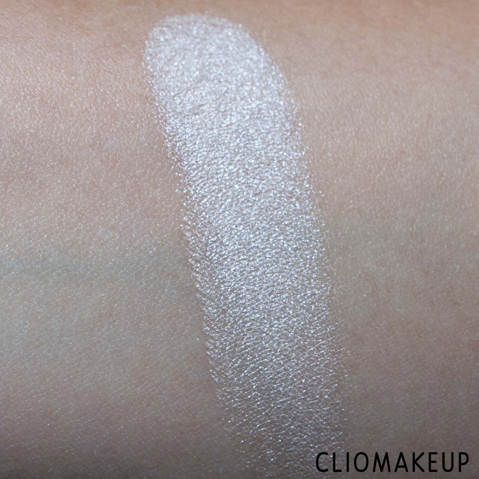cliomakeup-recensione-cipria-catrice-high-glow-mineral-highlighting-powder-6