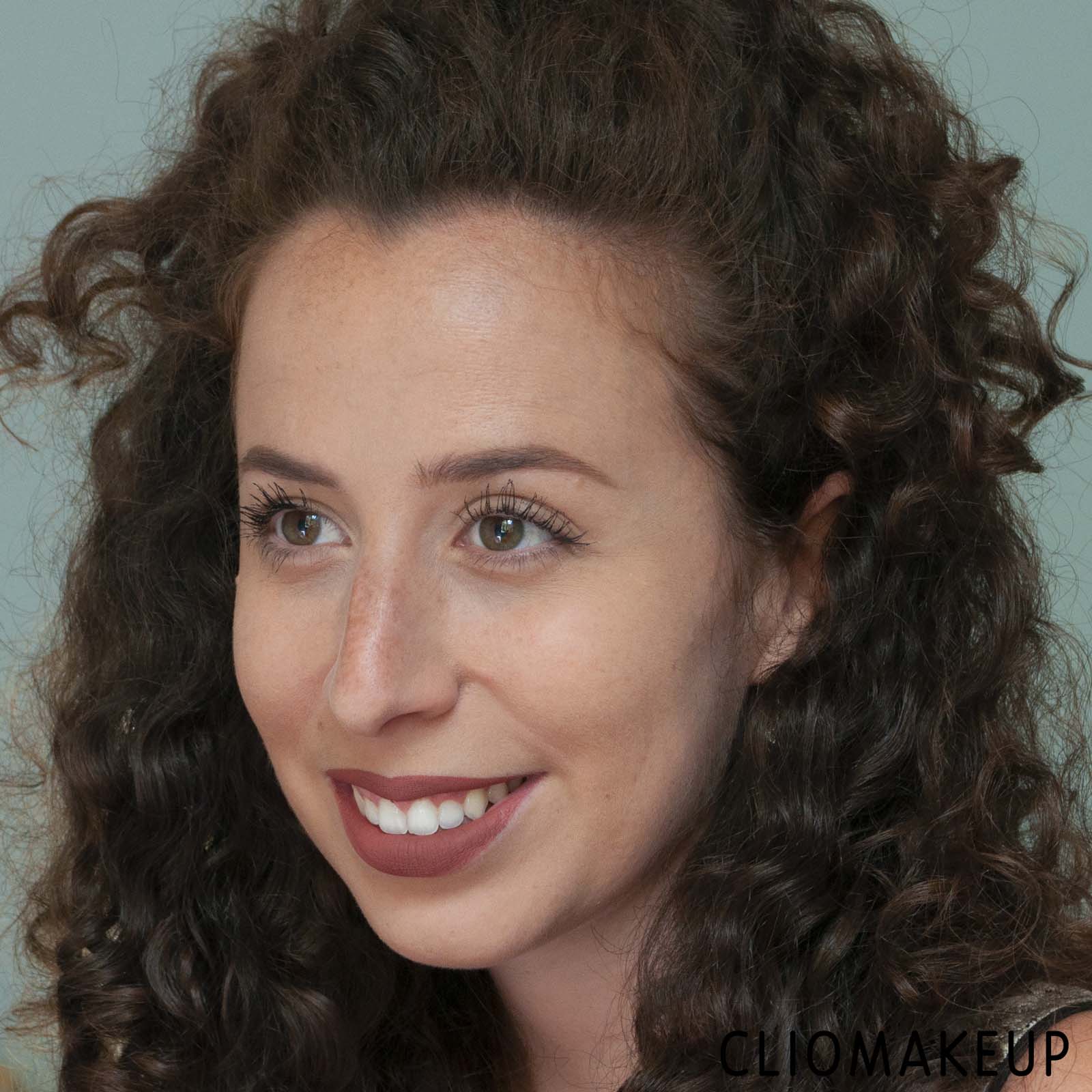 cliomakeup-recensione-cipria-it-cosmetics-bye-bye-pores-pressed-cipria-10