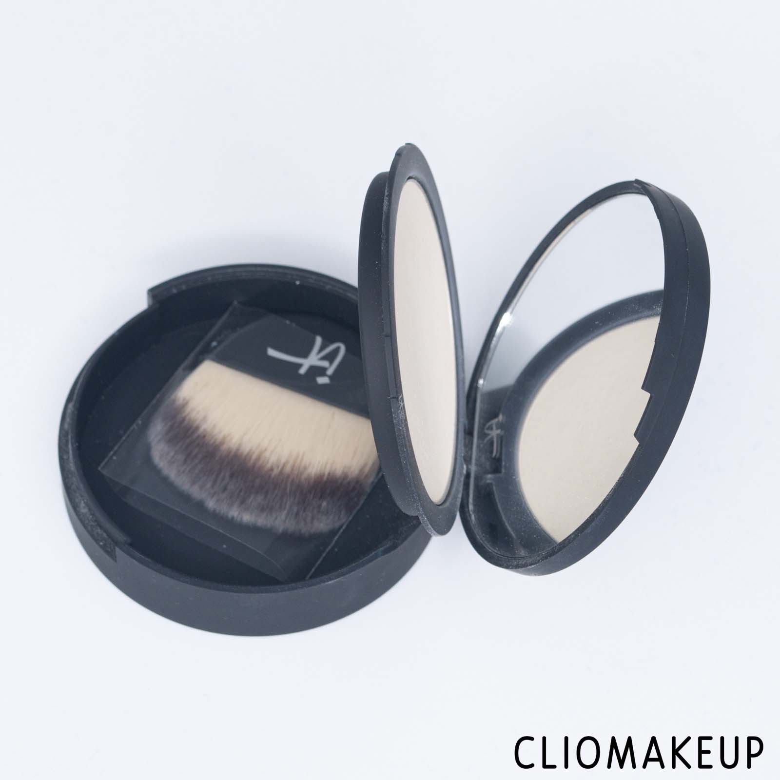 cliomakeup-recensione-cipria-it-cosmetics-bye-bye-pores-pressed-cipria-5