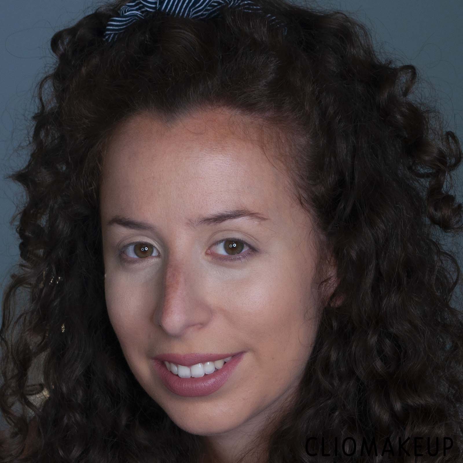 cliomakeup-recensione-cipria-mac-mineralize-skinfinish-natural-9