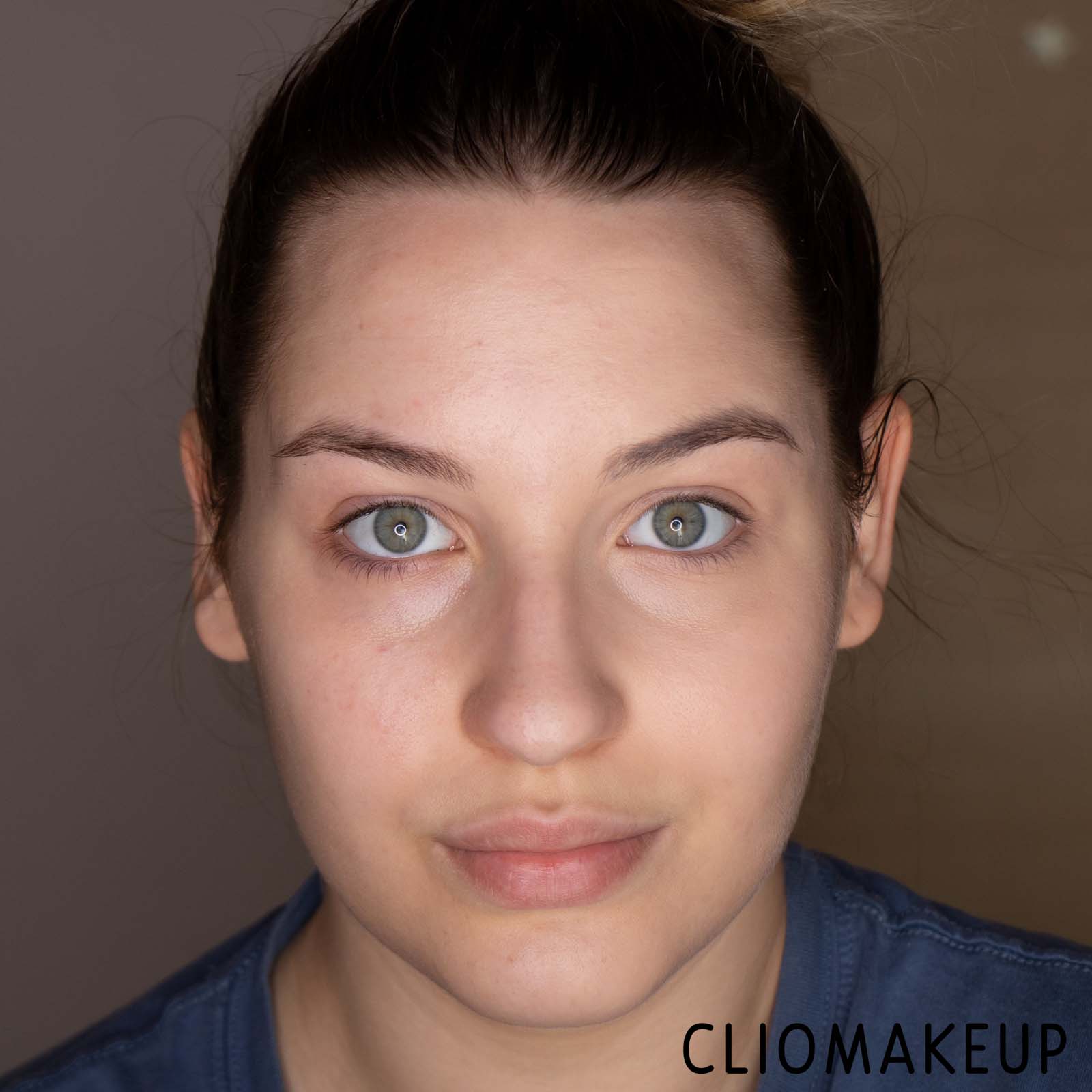 cliomakeup-recensione-correttore-catrice-liquid-camouflage-high-coverage-concealer-11