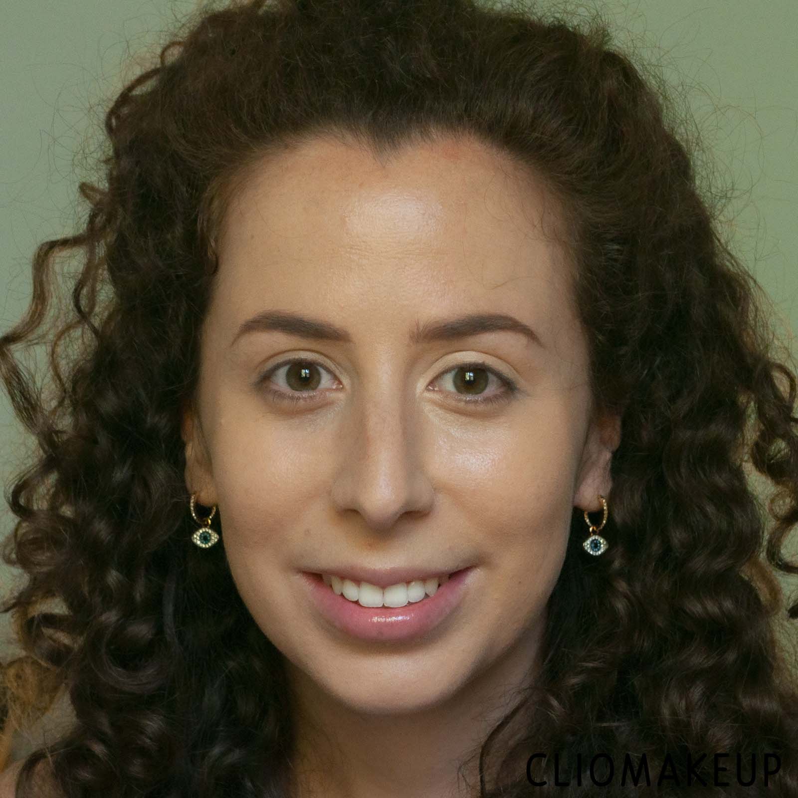 cliomakeup-recensione-correttore-it-cosmetics-bye-bye-under-eye-full-coverage-anti-age-waterproof-concealer-10