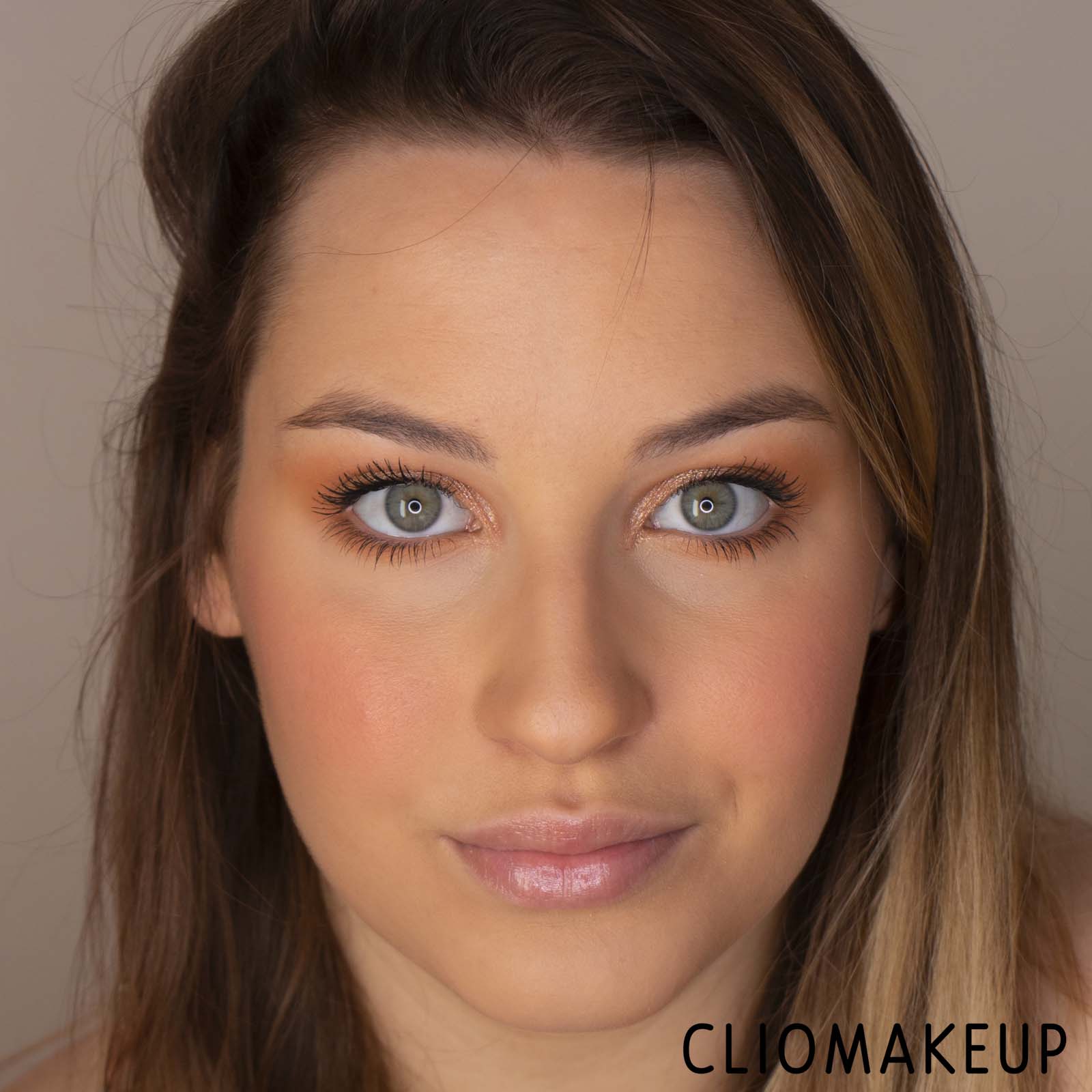 cliomakeup-recensione-fissante-mac-prep-e-prime-fix-plus-goldlite-11