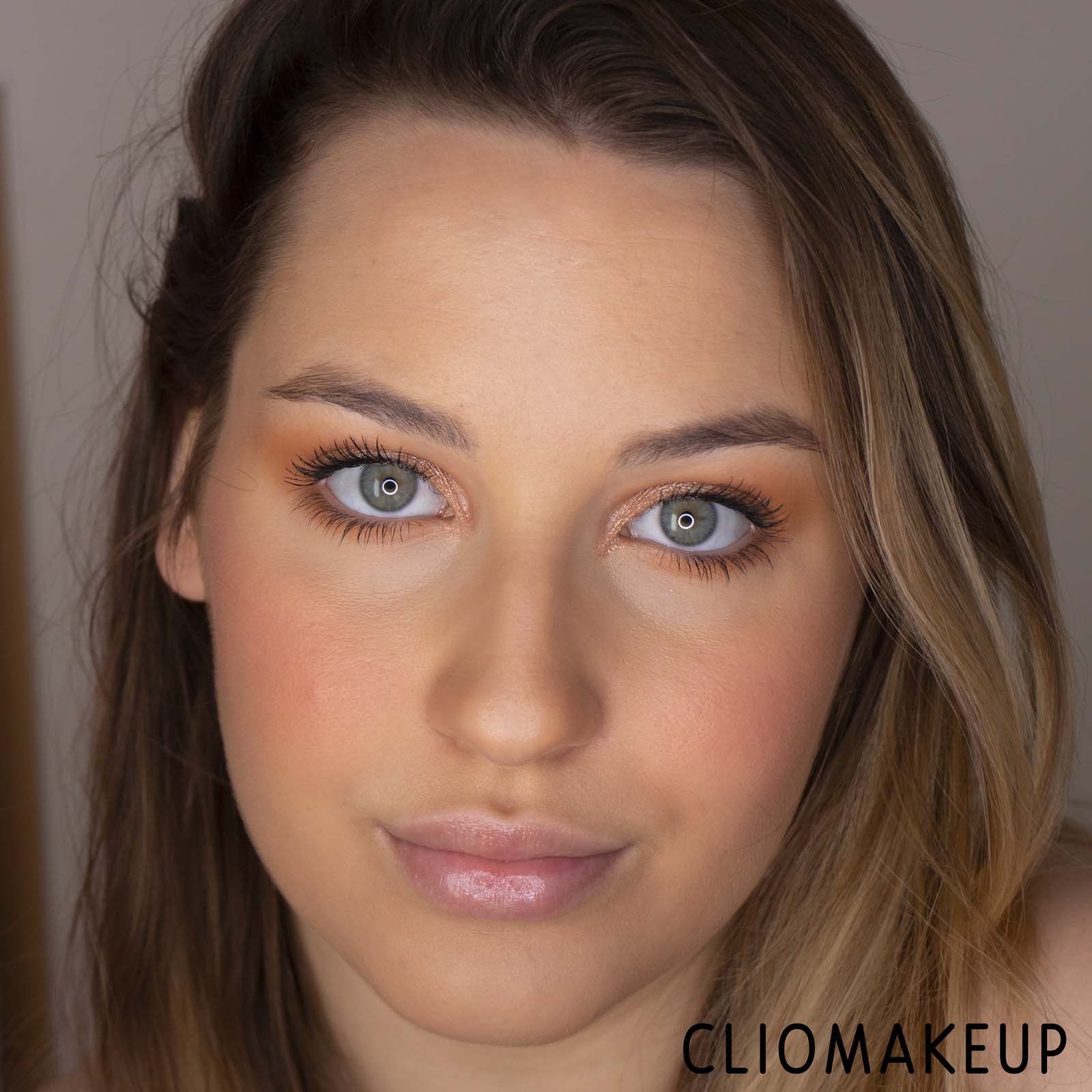 cliomakeup-recensione-fissante-mac-prep-e-prime-fix-plus-goldlite-13